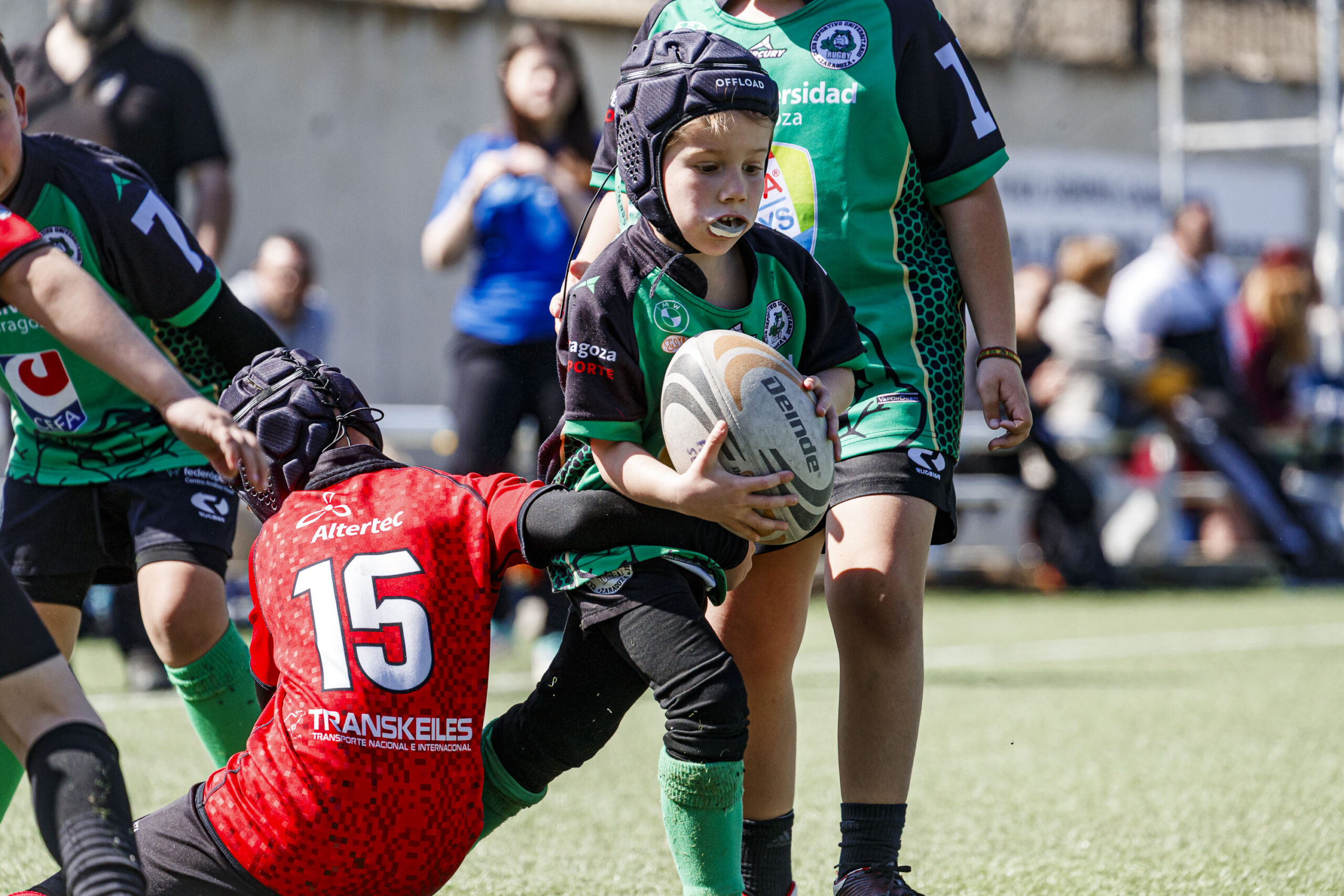 Jornada de escuelas de rugby para niños en Zaragoza
