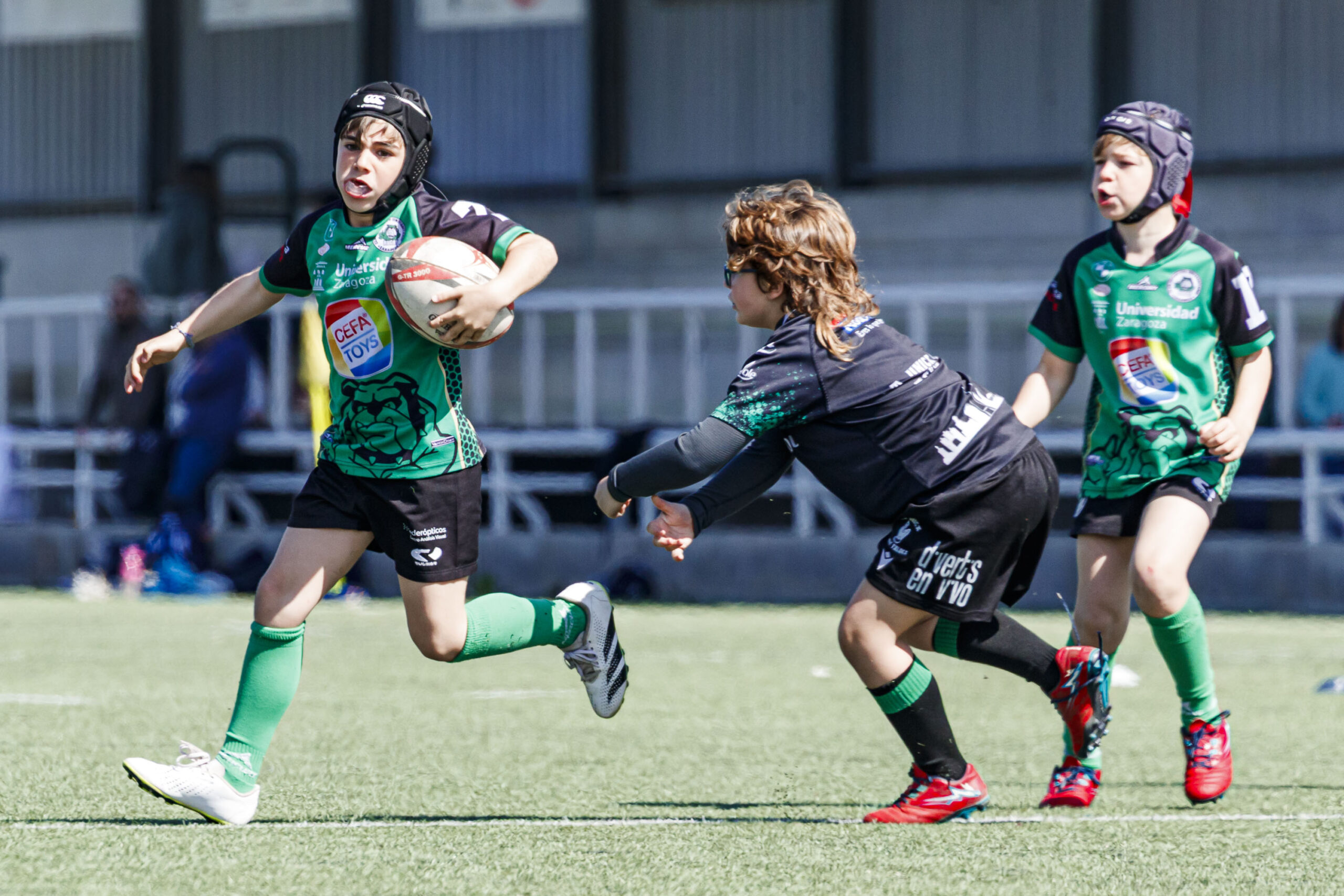 Jornada de escuelas de rugby para niños en Zaragoza