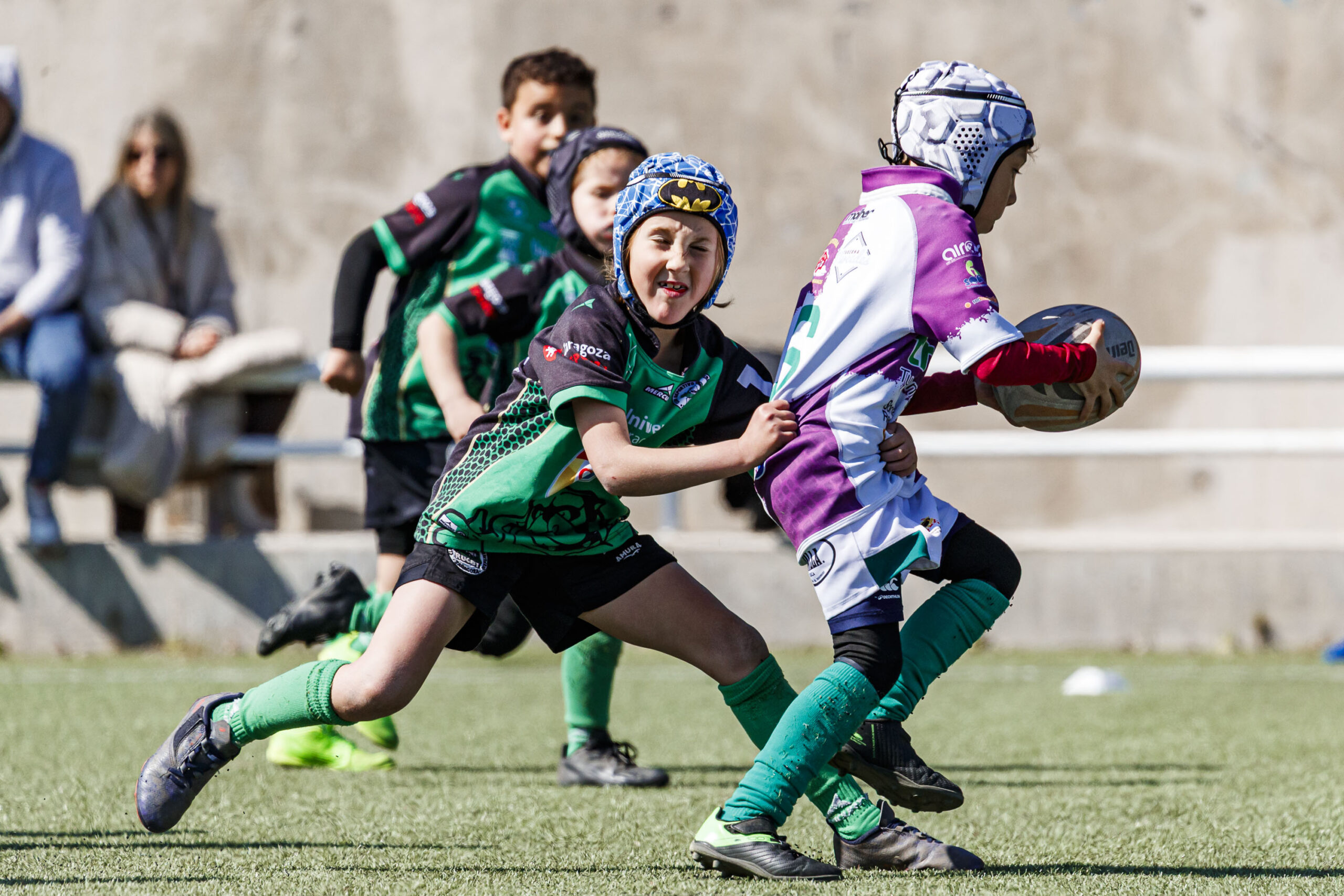 Jornada de escuelas de rugby para niños en Zaragoza