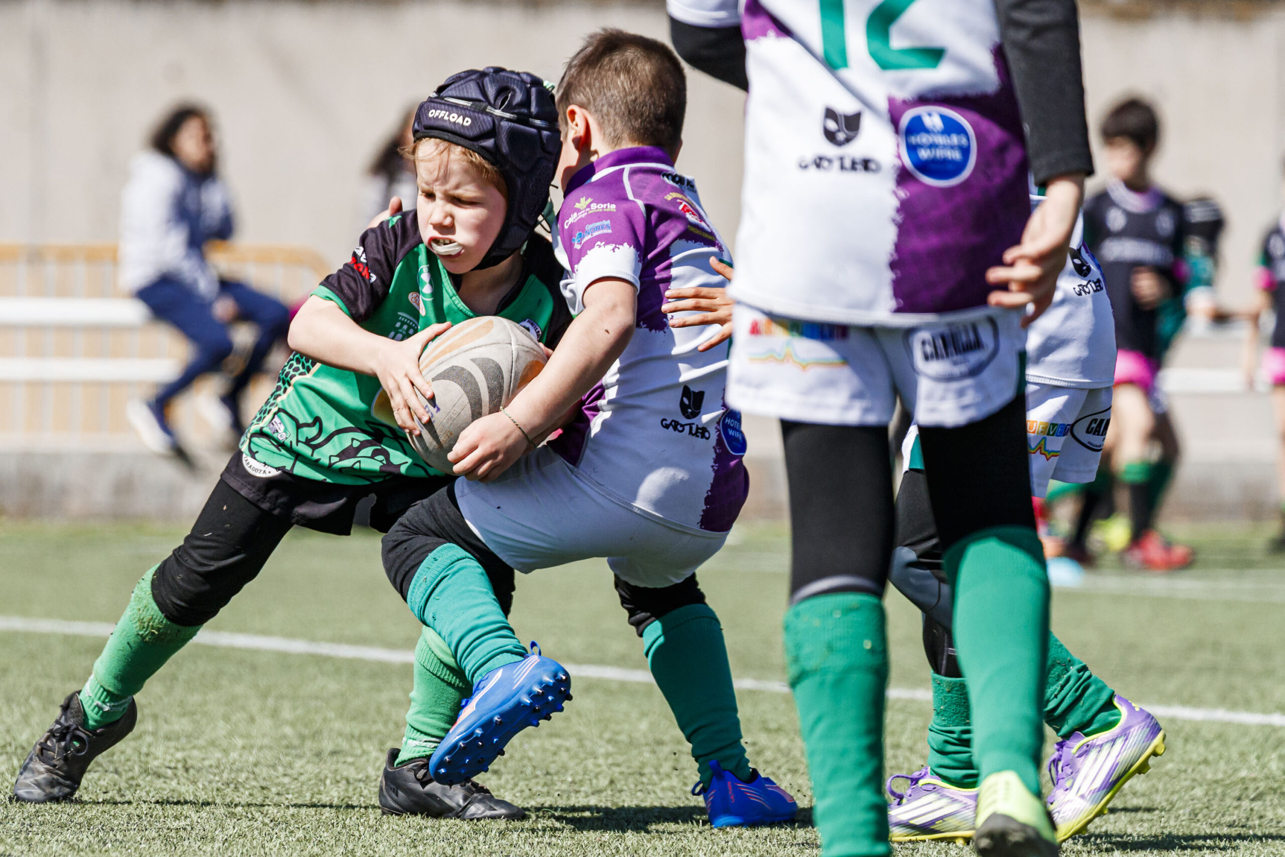 Jornada de escuelas de rugby para niños en Zaragoza