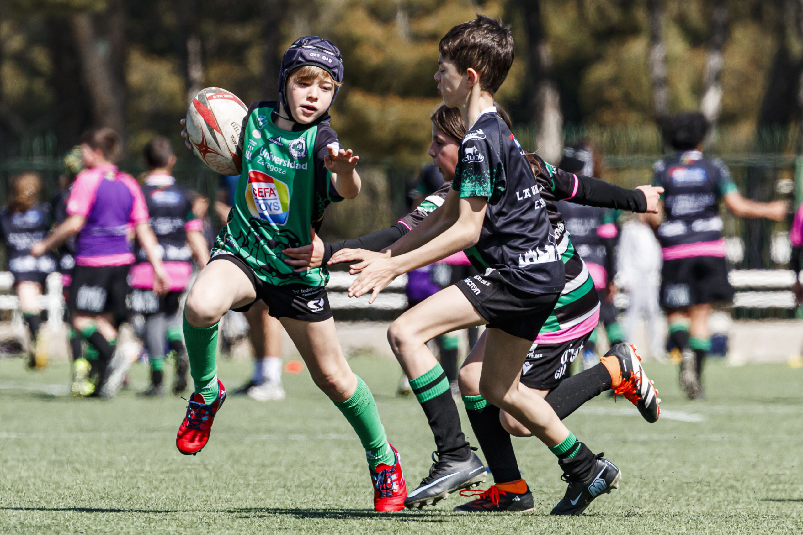 Jornada de escuelas de rugby para niños en Zaragoza