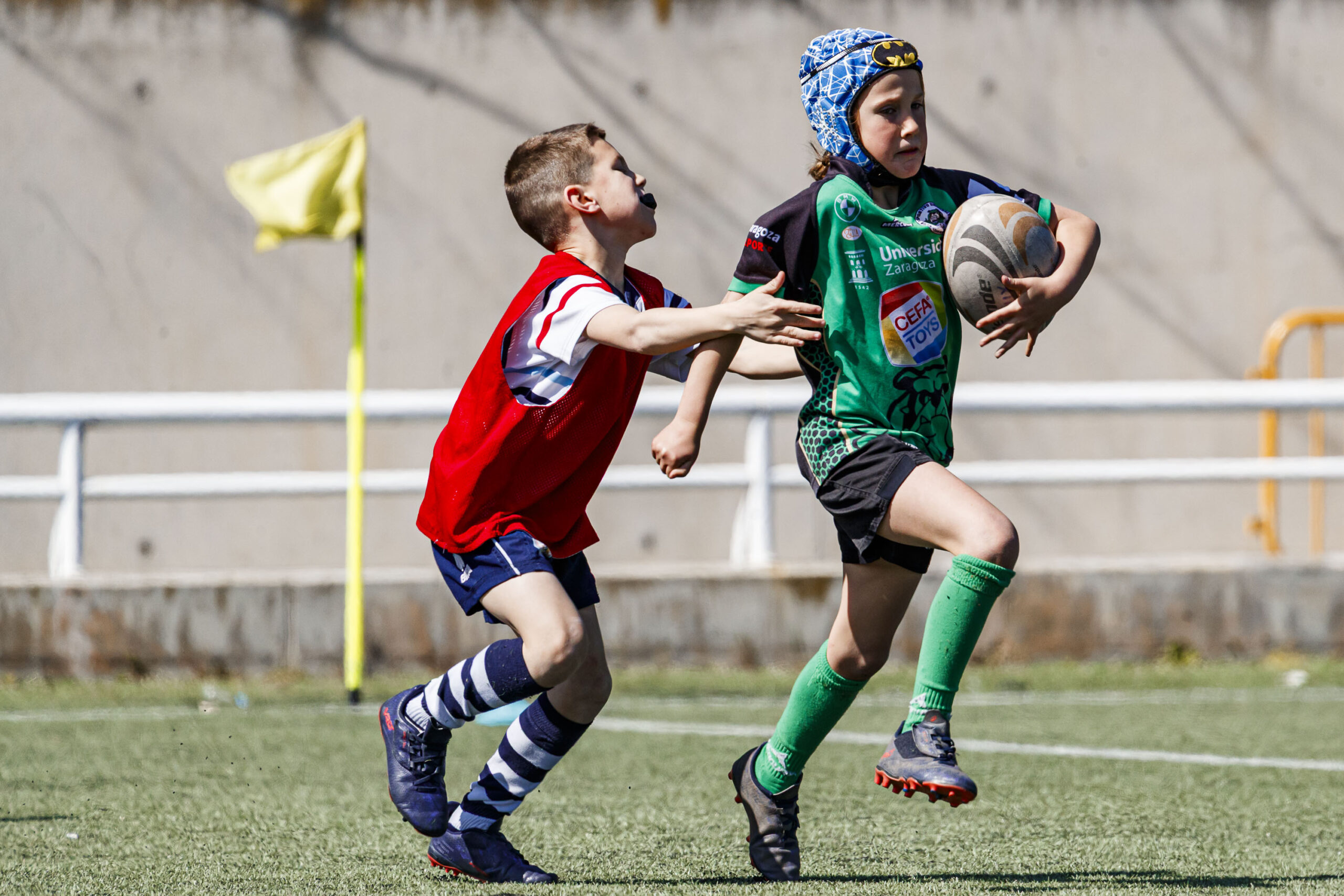 Jornada de escuelas de rugby para niños en Zaragoza