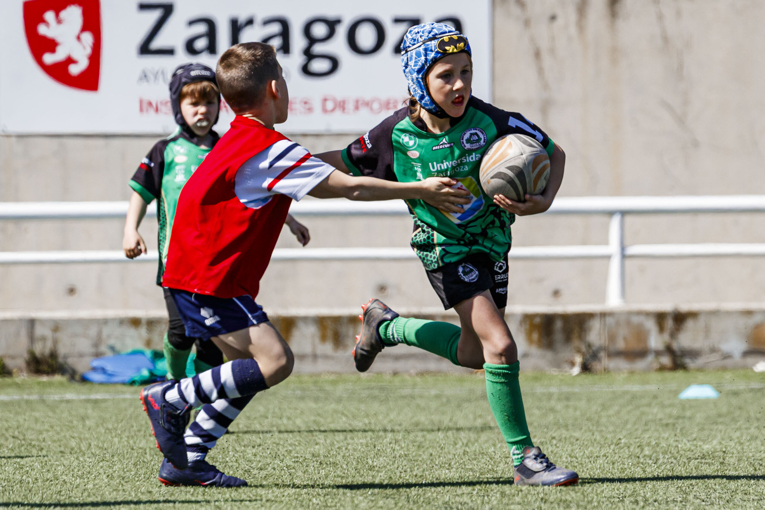 Jornada de escuelas de rugby para niños en Zaragoza