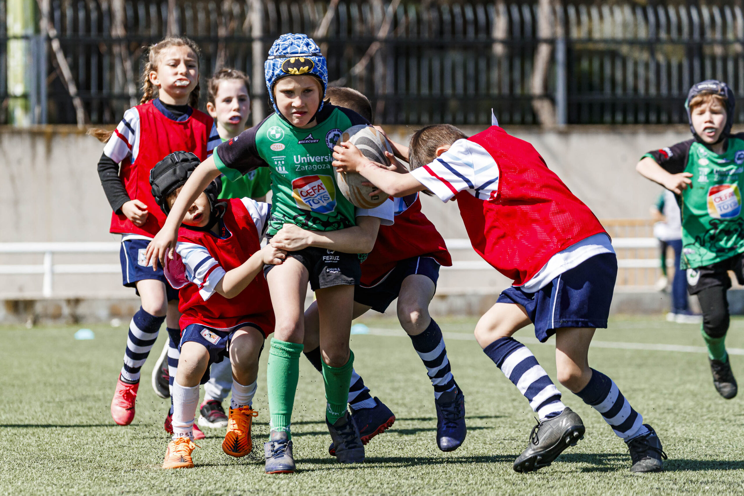 Jornada de escuelas de rugby para niños en Zaragoza