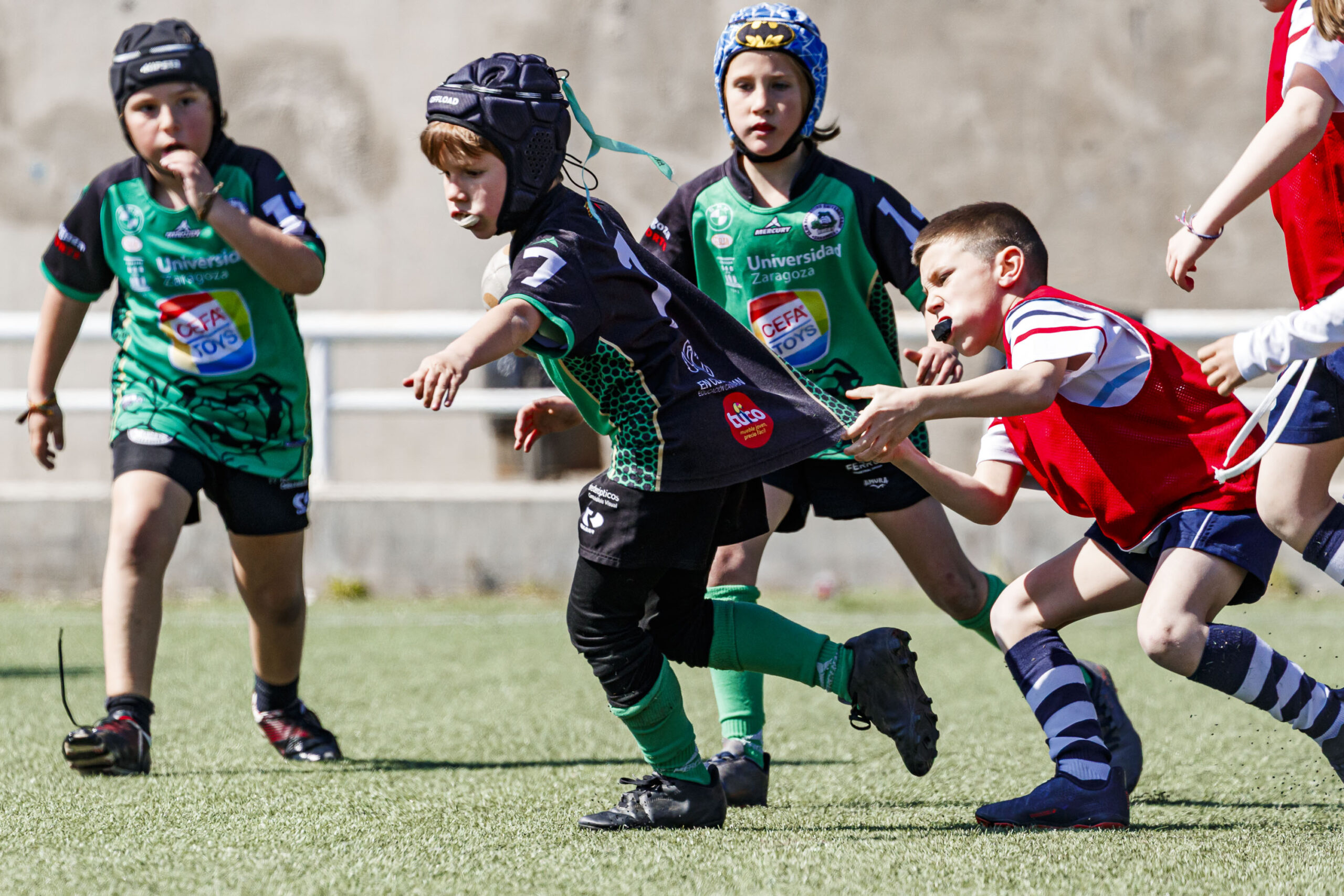 Jornada de escuelas de rugby para niños en Zaragoza