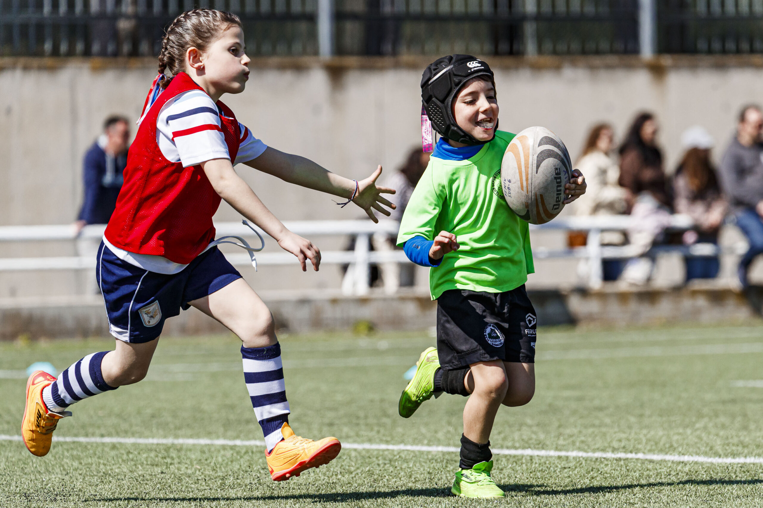 Jornada de escuelas de rugby para niños en Zaragoza