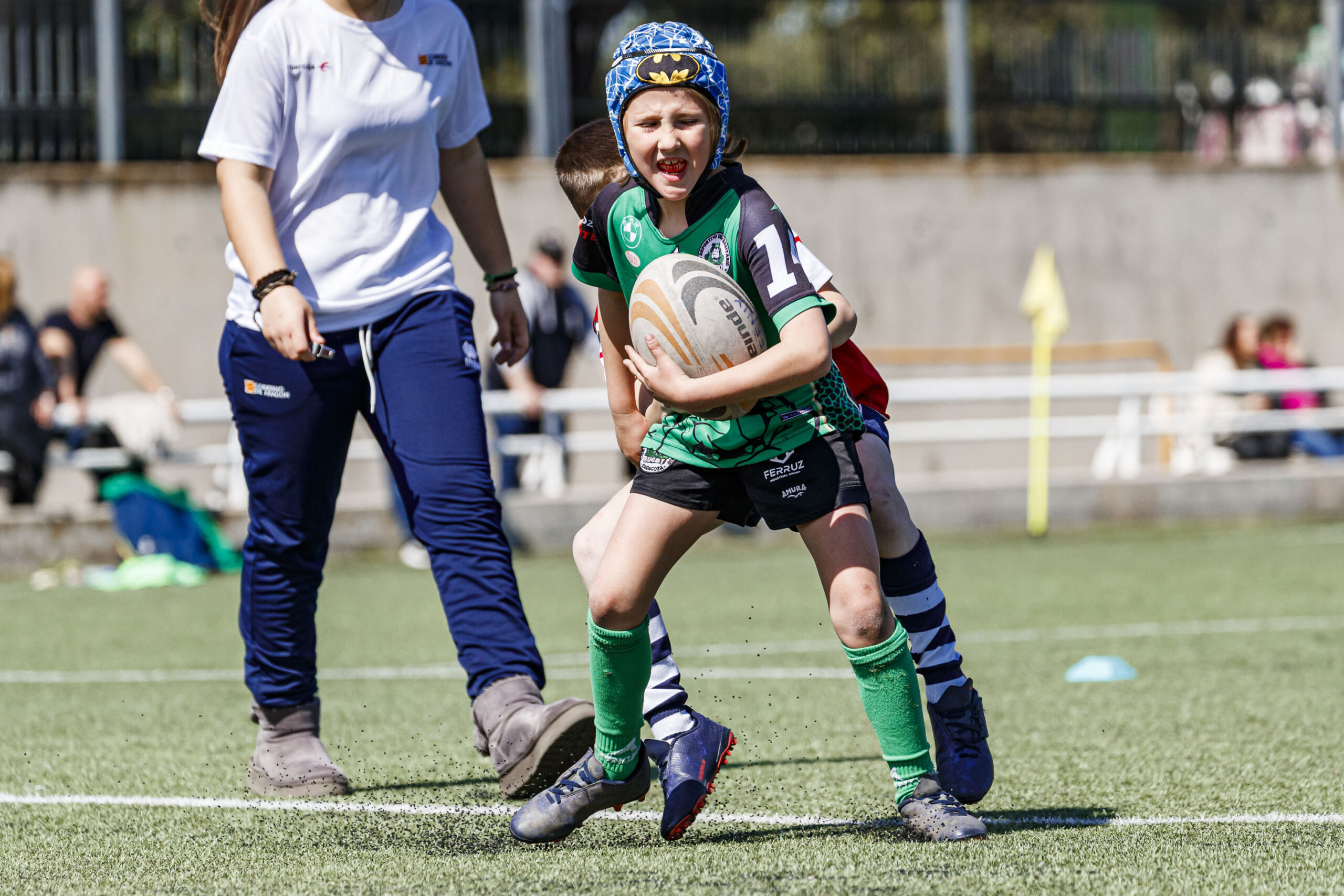 Jornada de escuelas de rugby para niños en Zaragoza