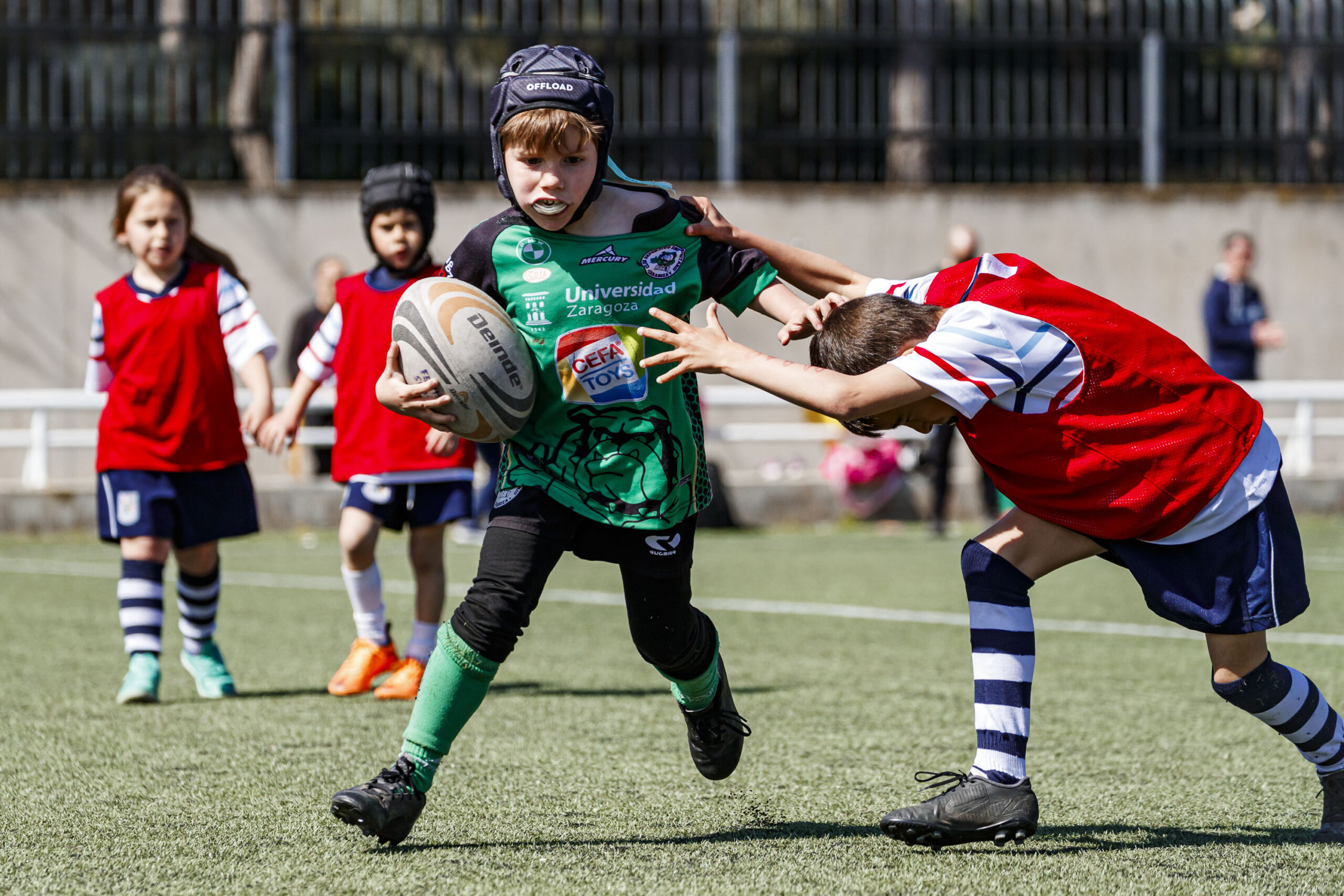 Jornada de escuelas de rugby para niños en Zaragoza