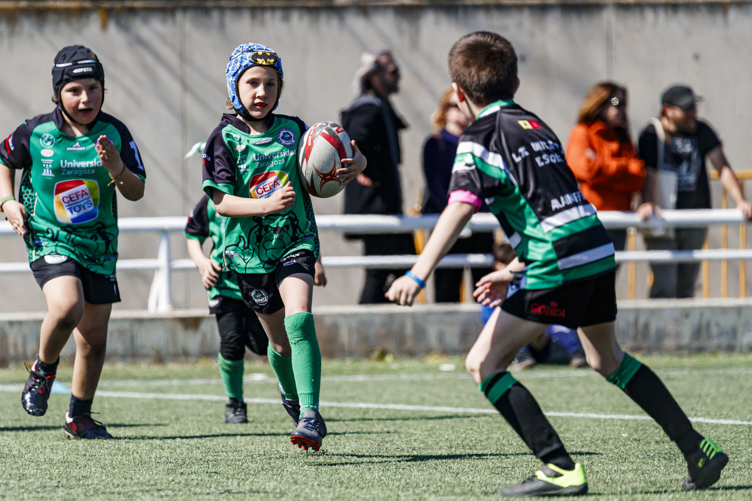 Jornada de escuelas de rugby para niños en Zaragoza