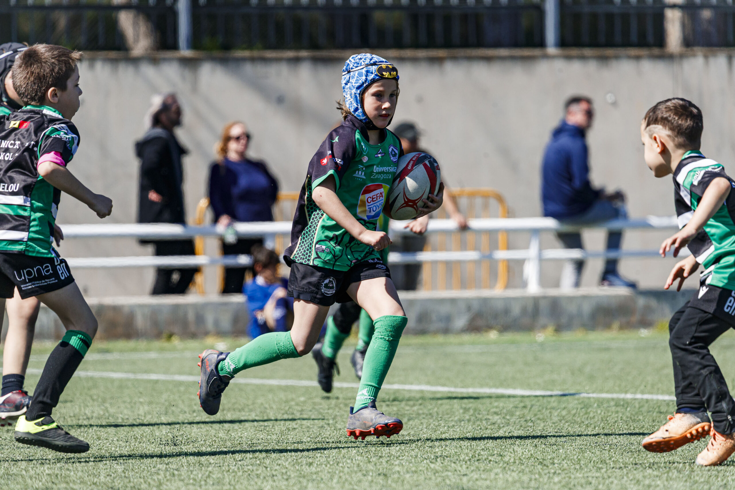 Jornada de escuelas de rugby para niños en Zaragoza