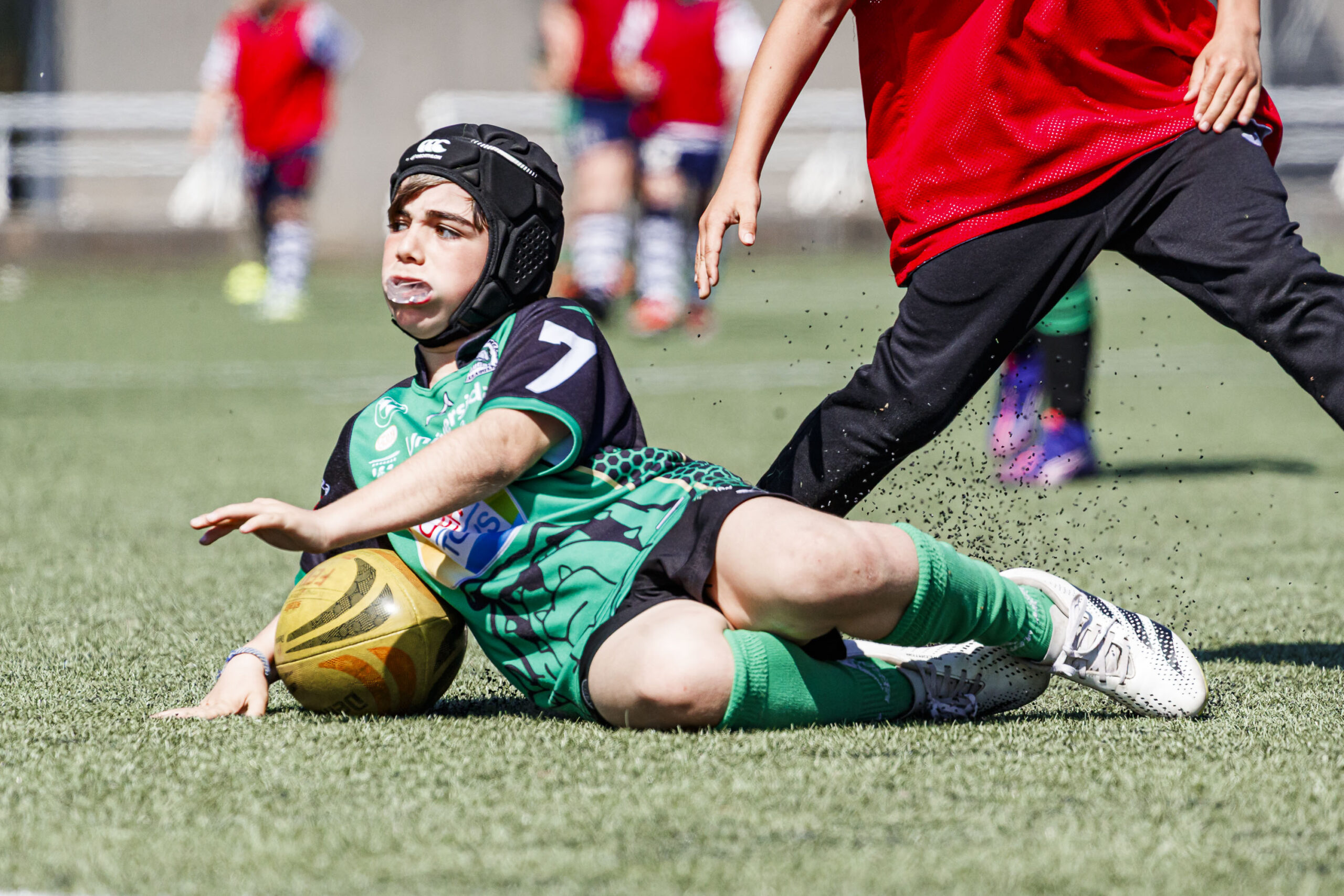 Jornada de escuelas de rugby para niños en Zaragoza