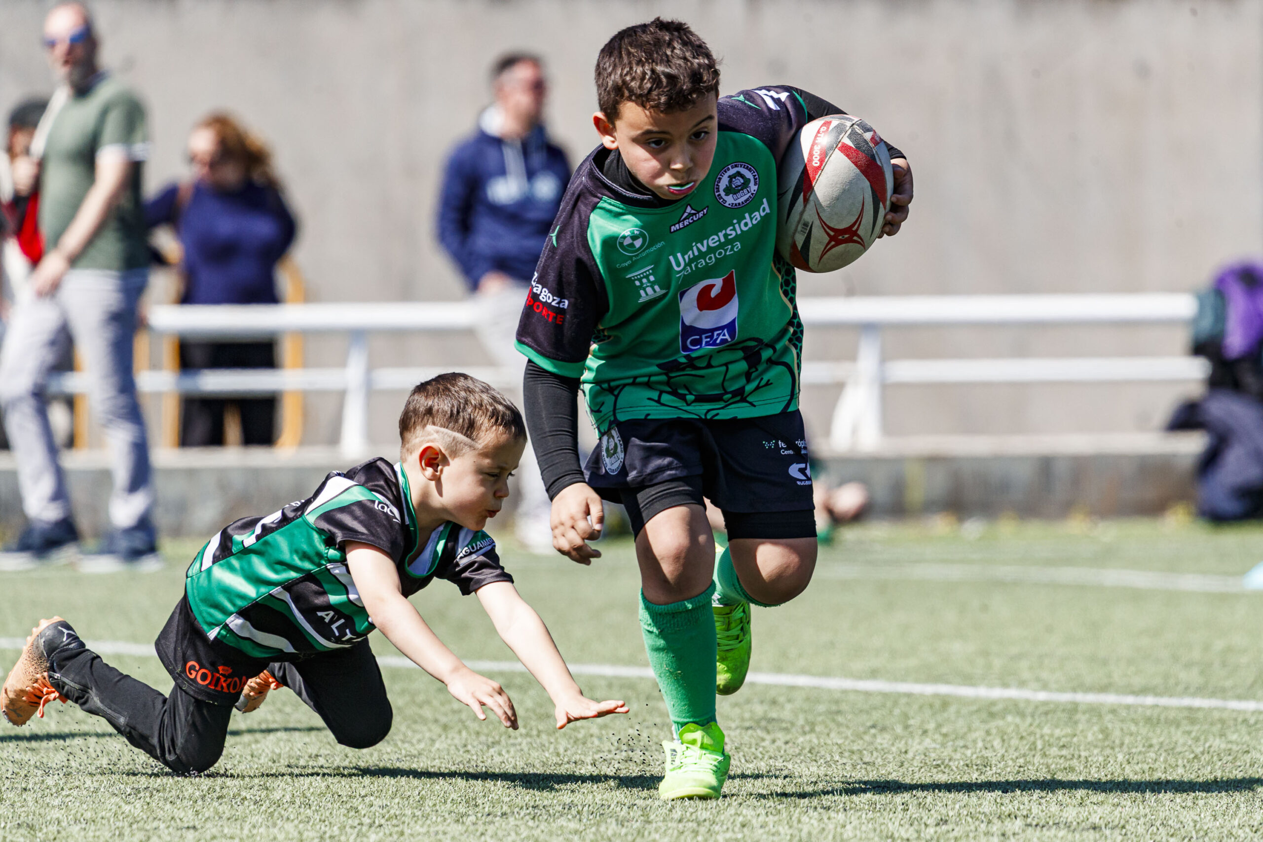 Jornada de escuelas de rugby para niños en Zaragoza