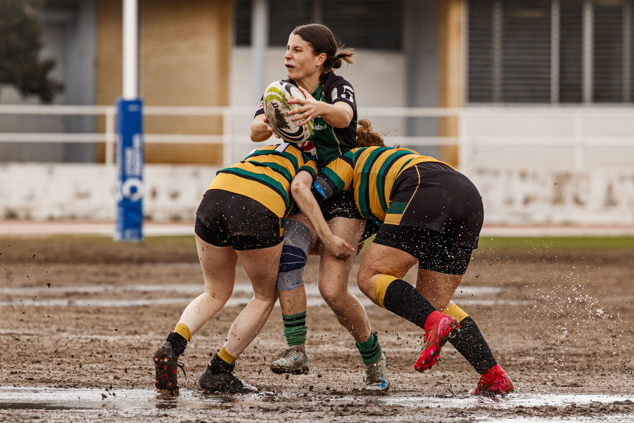 Imagenes correspondientes al partido de la jornada 9 de la DH Catalana de rugby femenino entre el CEFA Uniera y el INEF Lleida en el José Manuel J. Boix