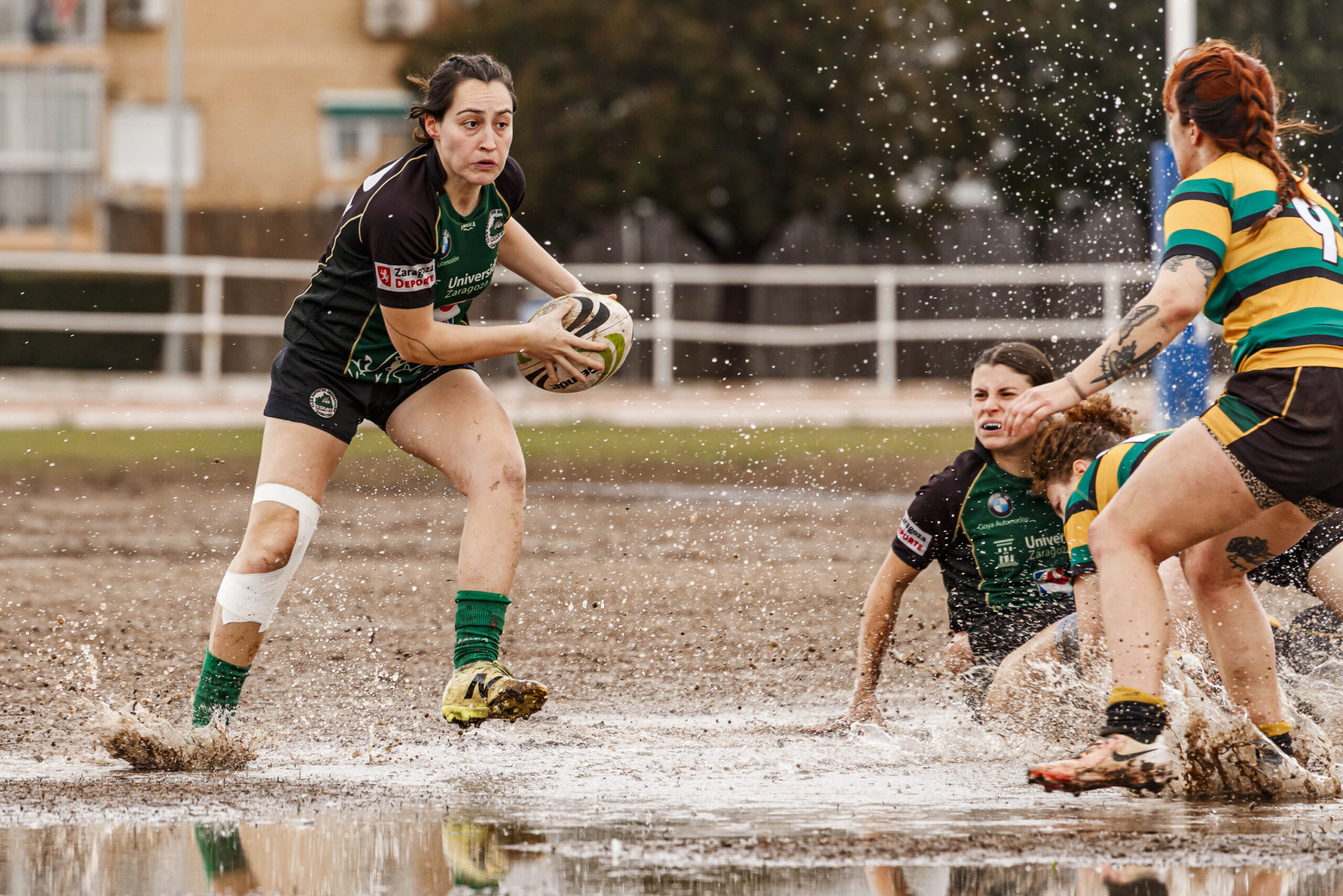 Imagenes correspondientes al partido de la jornada 9 de la DH Catalana de rugby femenino entre el CEFA Uniera y el INEF Lleida en el José Manuel J. Boix