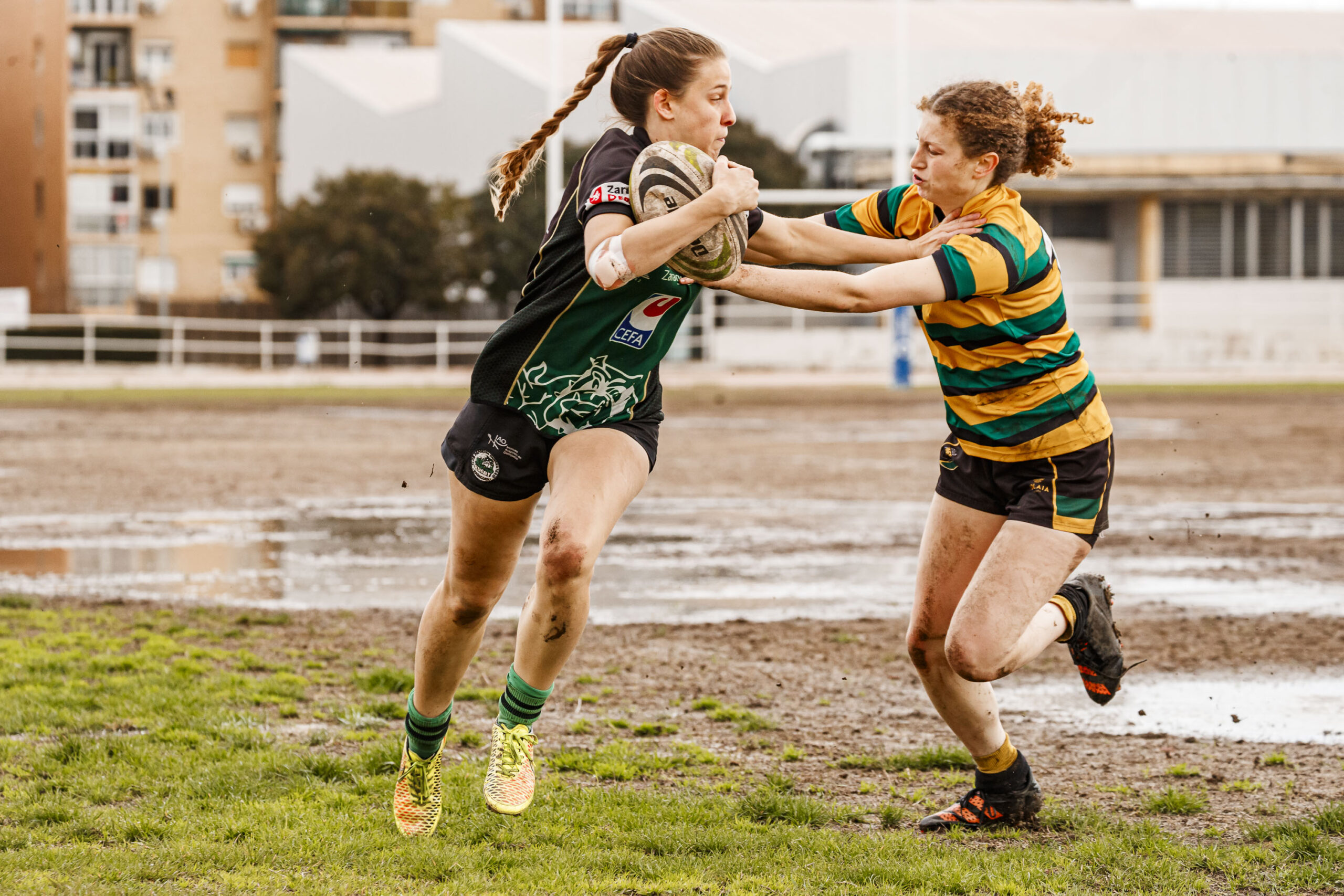 Imagenes correspondientes al partido de la jornada 9 de la DH Catalana de rugby femenino entre el CEFA Uniera y el INEF Lleida en el José Manuel J. Boix