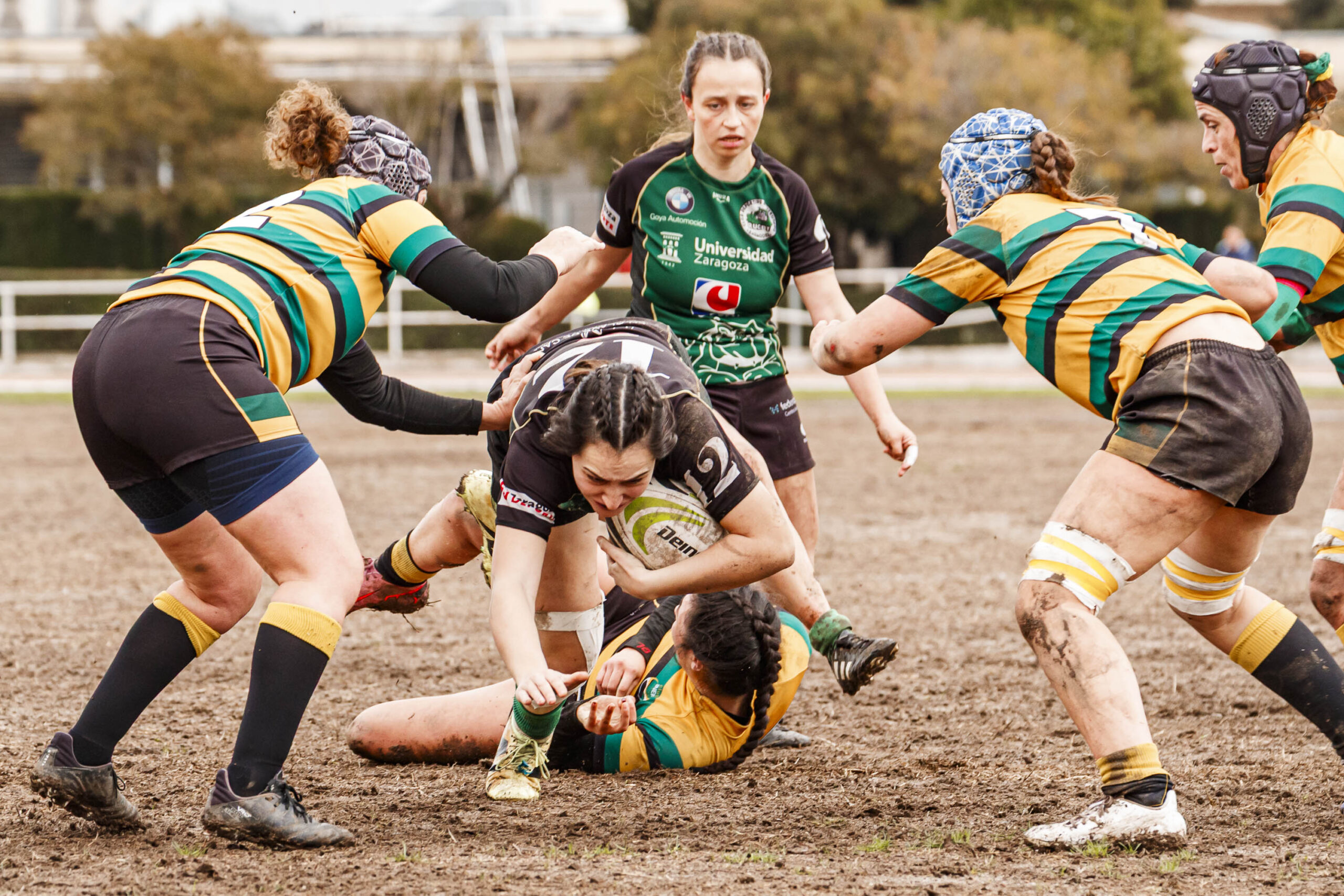 Imagenes correspondientes al partido de la jornada 9 de la DH Catalana de rugby femenino entre el CEFA Uniera y el INEF Lleida en el José Manuel J. Boix