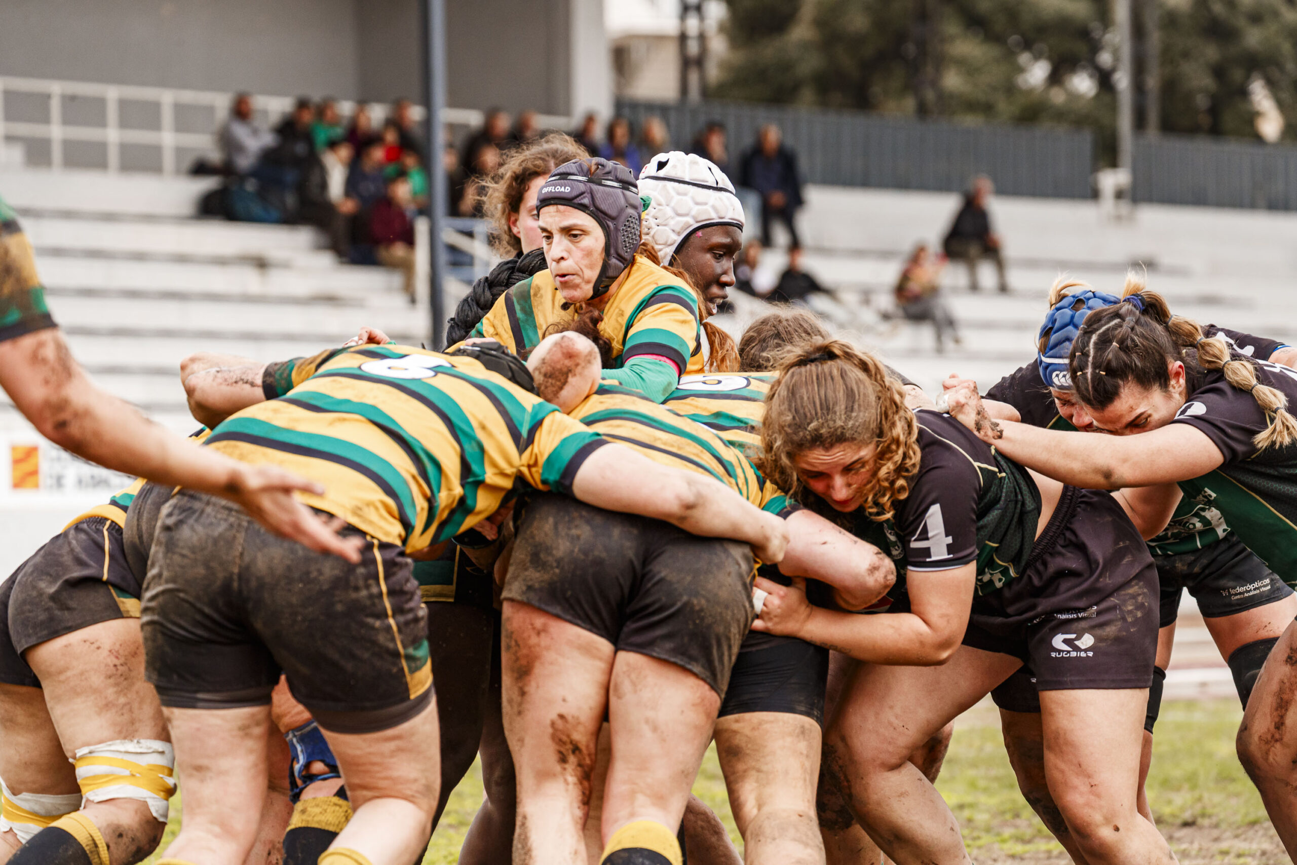 Imagenes correspondientes al partido de la jornada 9 de la DH Catalana de rugby femenino entre el CEFA Uniera y el INEF Lleida en el José Manuel J. Boix