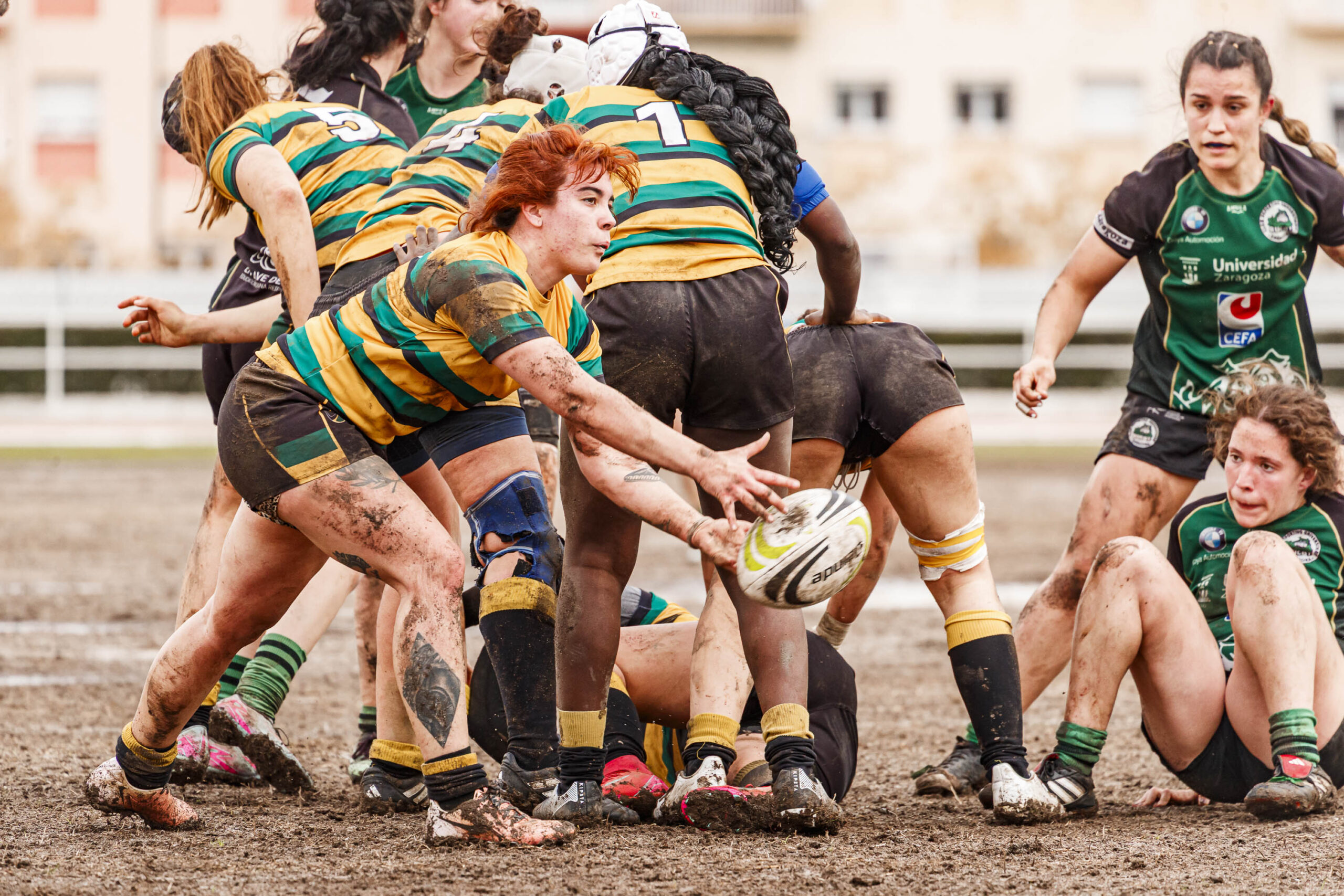 Imagenes correspondientes al partido de la jornada 9 de la DH Catalana de rugby femenino entre el CEFA Uniera y el INEF Lleida en el José Manuel J. Boix