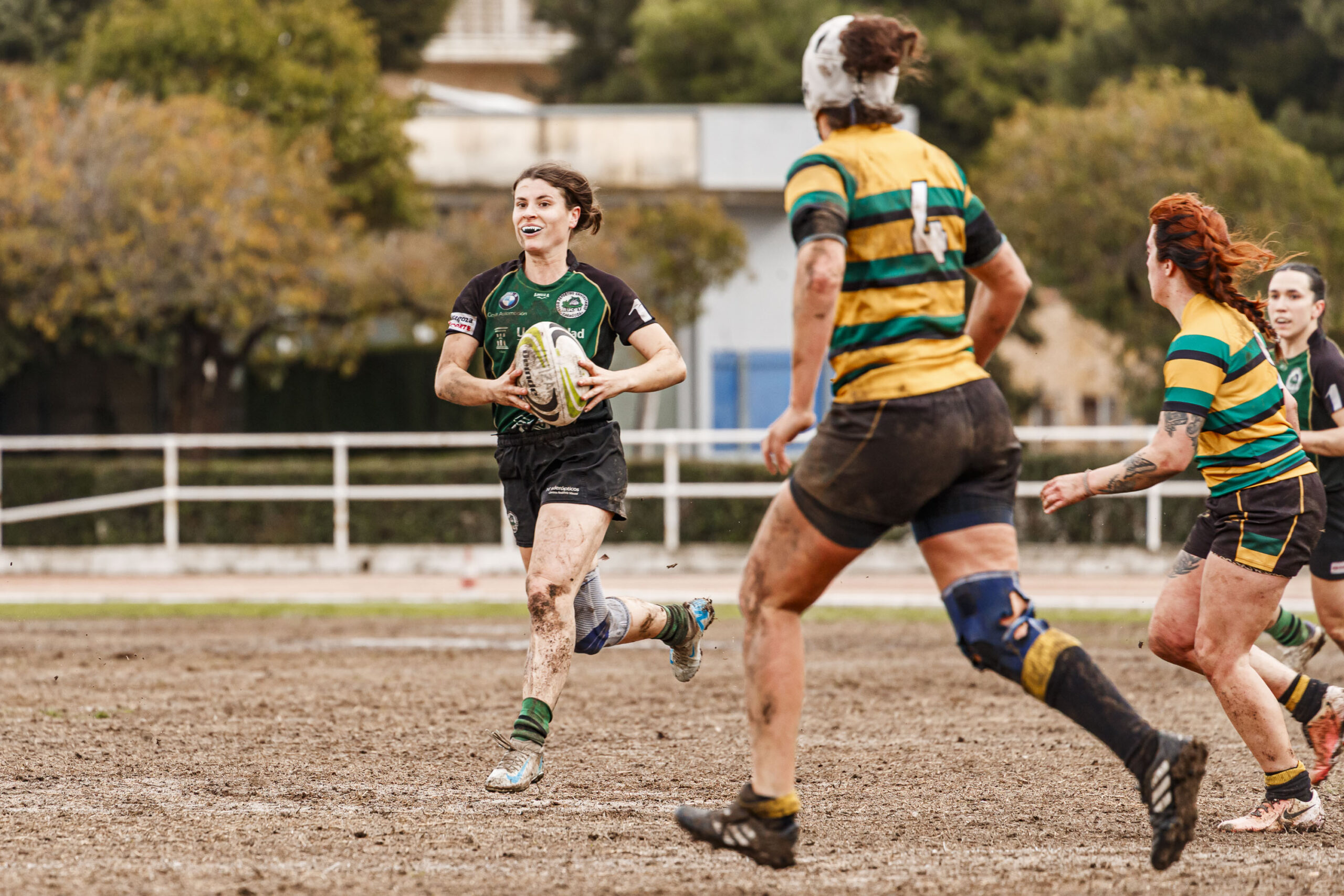 Imagenes correspondientes al partido de la jornada 9 de la DH Catalana de rugby femenino entre el CEFA Uniera y el INEF Lleida en el José Manuel J. Boix