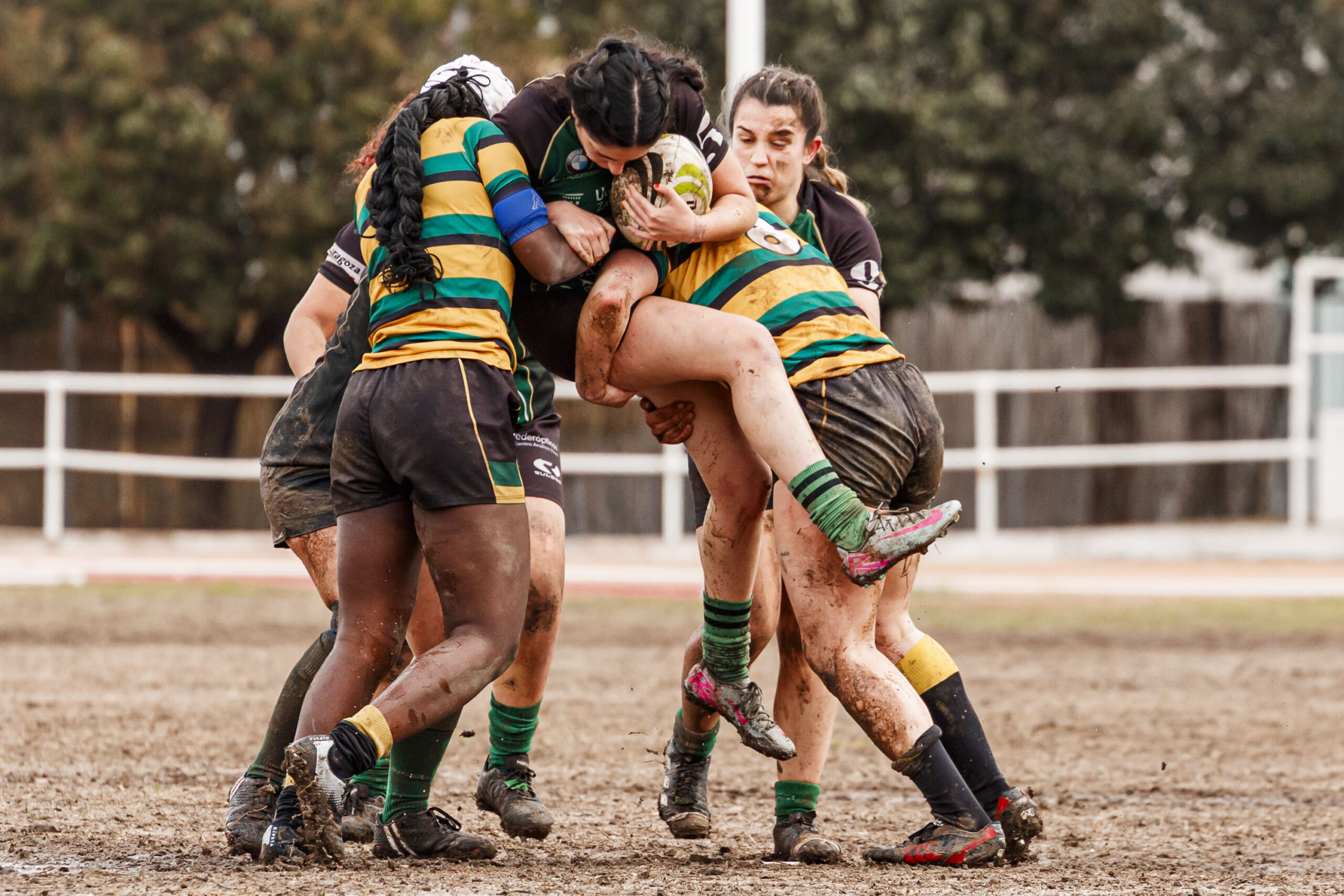 Imagenes correspondientes al partido de la jornada 9 de la DH Catalana de rugby femenino entre el CEFA Uniera y el INEF Lleida en el José Manuel J. Boix