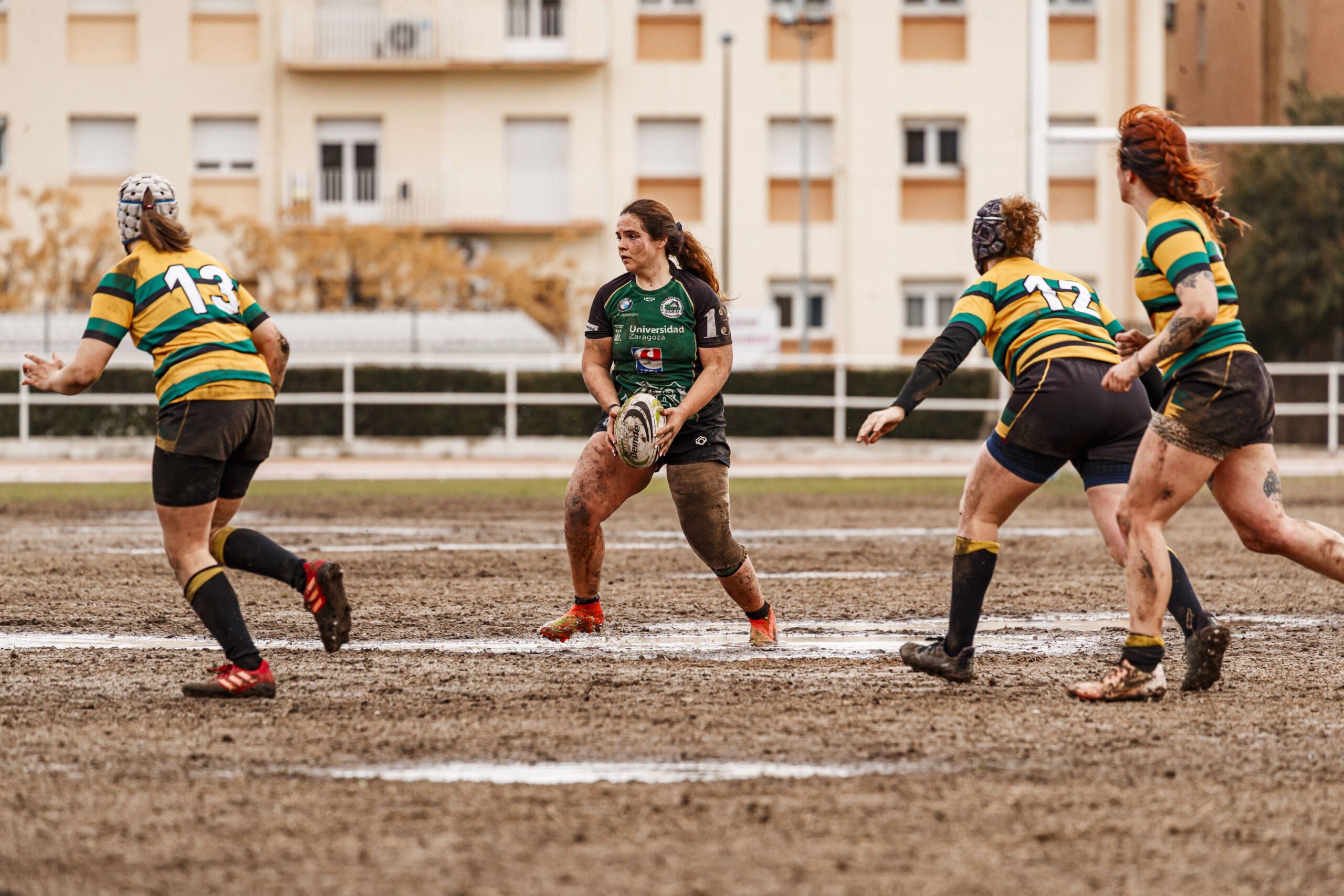 Imagenes correspondientes al partido de la jornada 9 de la DH Catalana de rugby femenino entre el CEFA Uniera y el INEF Lleida en el José Manuel J. Boix
