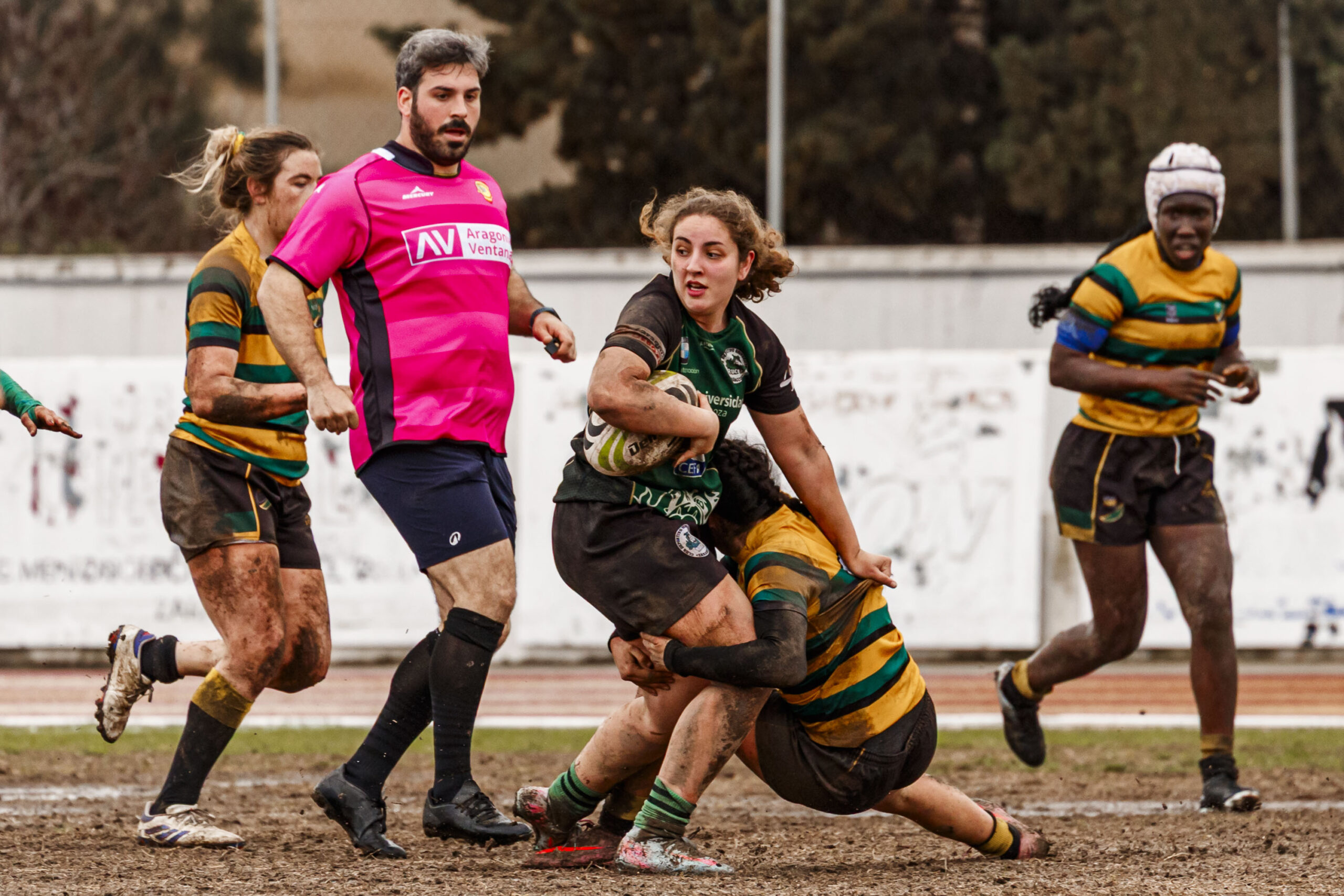 Imagenes correspondientes al partido de la jornada 9 de la DH Catalana de rugby femenino entre el CEFA Uniera y el INEF Lleida en el José Manuel J. Boix