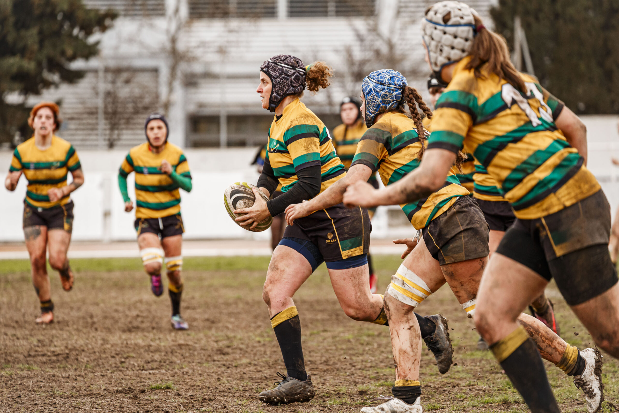 Imagenes correspondientes al partido de la jornada 9 de la DH Catalana de rugby femenino entre el CEFA Uniera y el INEF Lleida en el José Manuel J. Boix