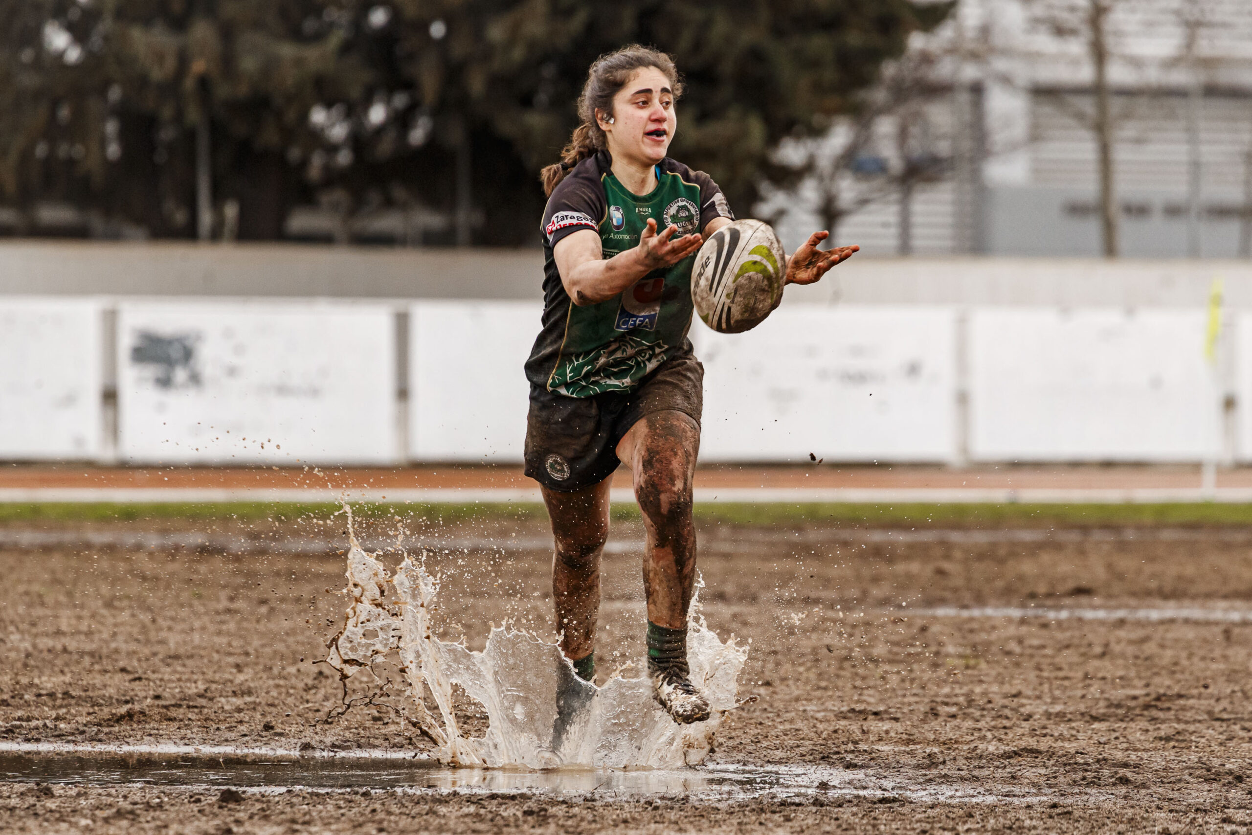Imagenes correspondientes al partido de la jornada 9 de la DH Catalana de rugby femenino entre el CEFA Uniera y el INEF Lleida en el José Manuel J. Boix