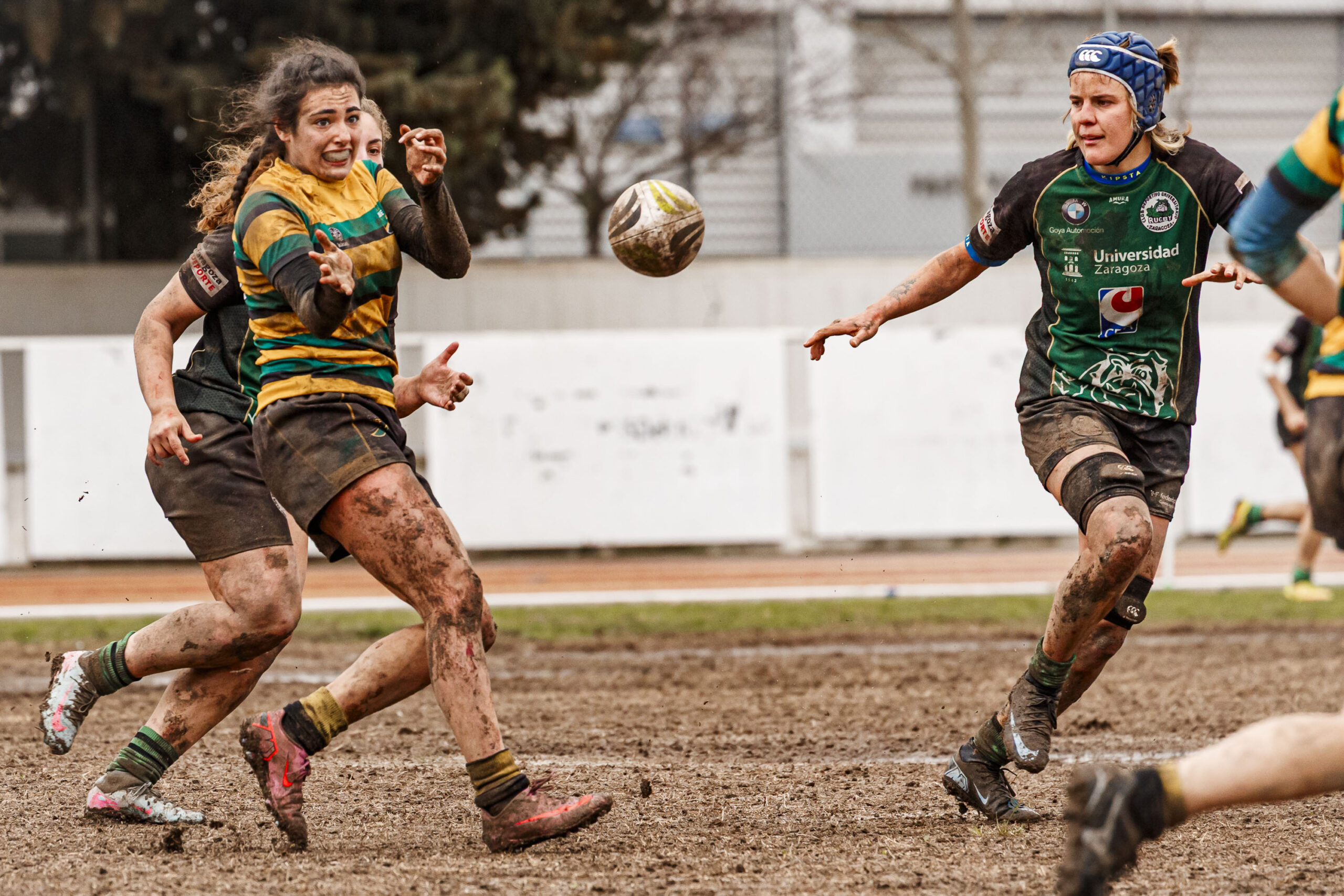 Imagenes correspondientes al partido de la jornada 9 de la DH Catalana de rugby femenino entre el CEFA Uniera y el INEF Lleida en el José Manuel J. Boix