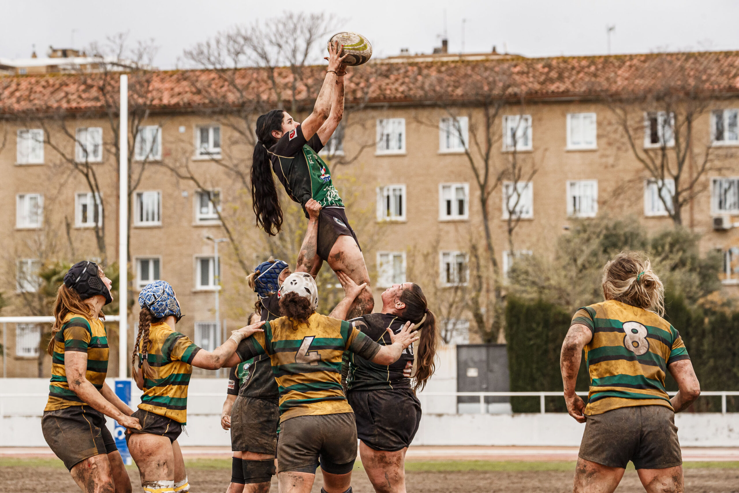 Imagenes correspondientes al partido de la jornada 9 de la DH Catalana de rugby femenino entre el CEFA Uniera y el INEF Lleida en el José Manuel J. Boix