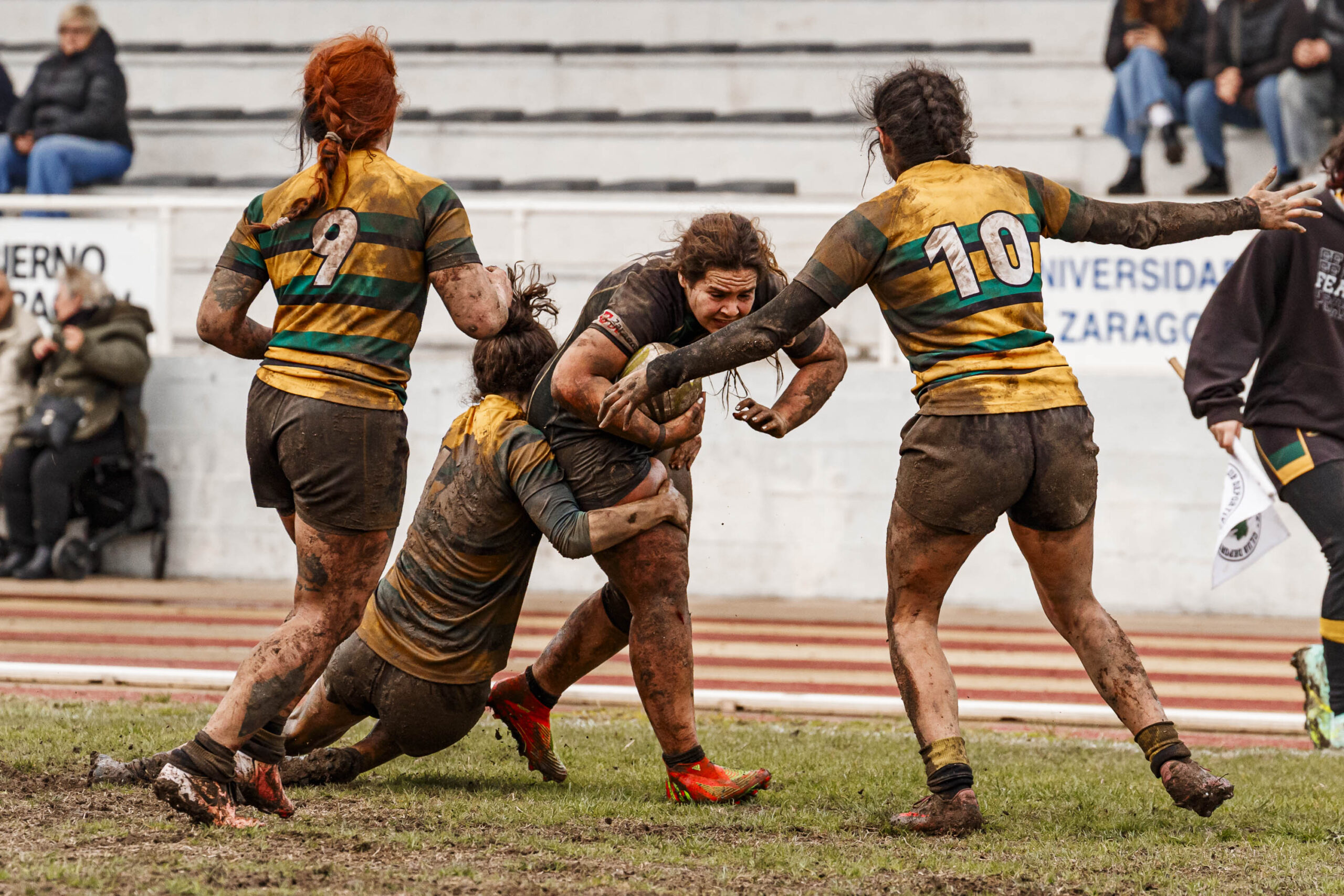 Imagenes correspondientes al partido de la jornada 9 de la DH Catalana de rugby femenino entre el CEFA Uniera y el INEF Lleida en el José Manuel J. Boix