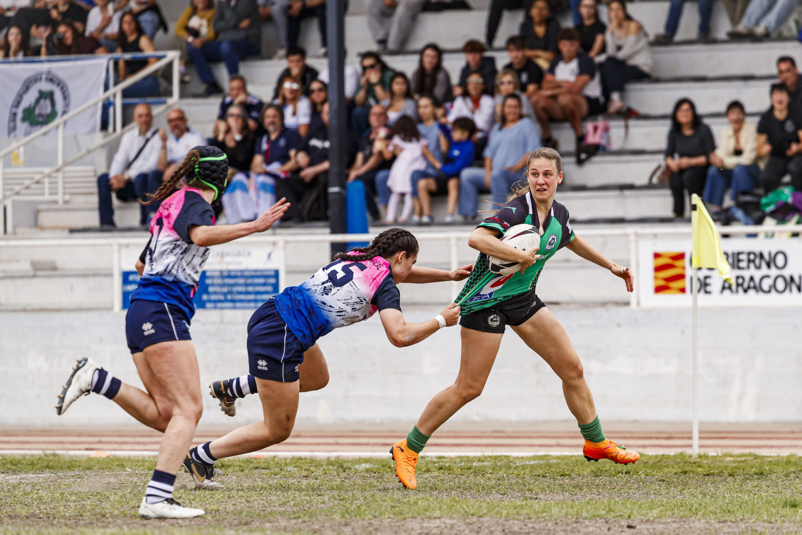 Partido correspondiente a la final de la Liga Aragonesa de rugby femenino entre el CEFA Unizar y Fénix