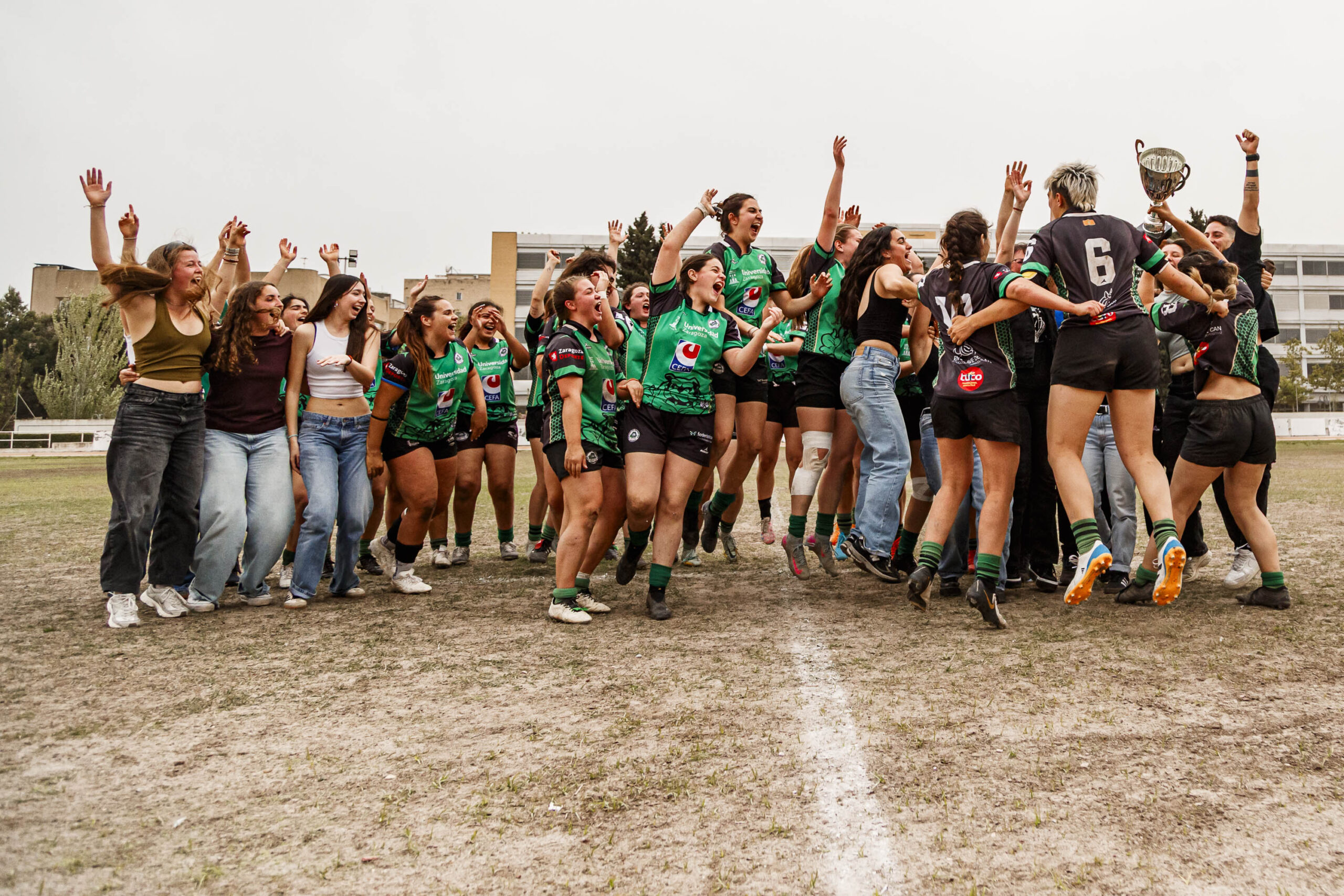 Partido correspondiente a la final de la Liga Aragonesa de rugby femenino entre el CEFA Unizar y Fénix