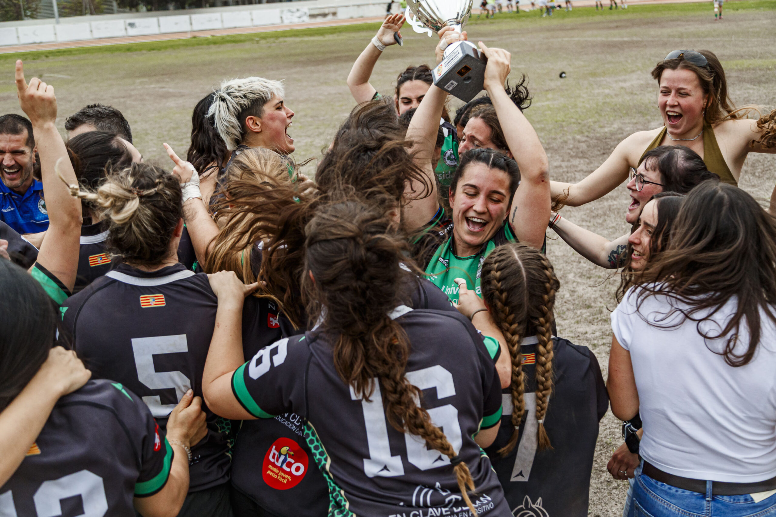 Partido correspondiente a la final de la Liga Aragonesa de rugby femenino entre el CEFA Unizar y Fénix