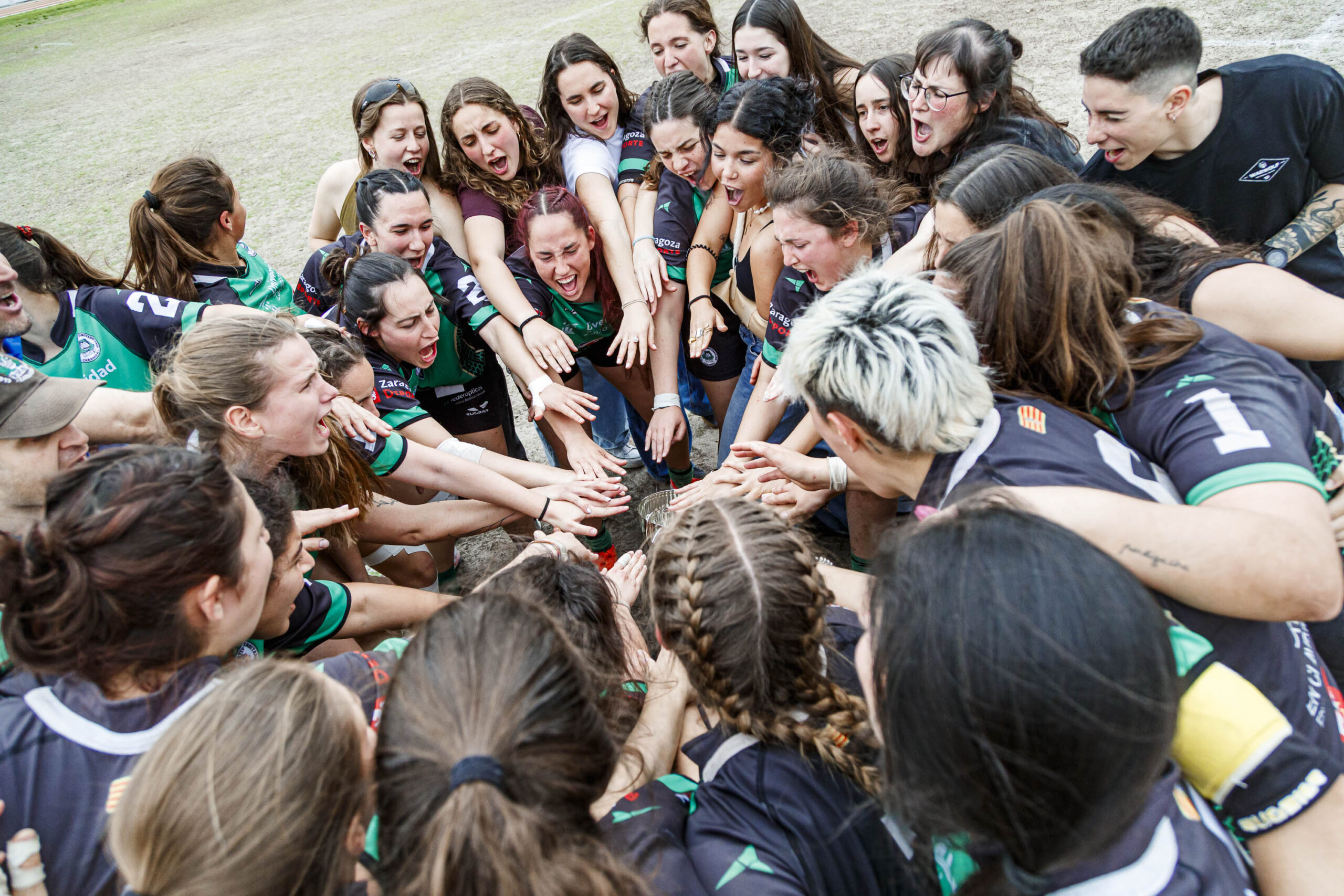 Partido correspondiente a la final de la Liga Aragonesa de rugby femenino entre el CEFA Unizar y Fénix