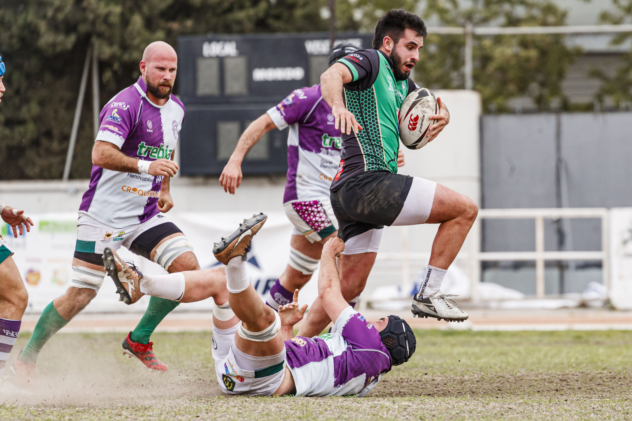 Partido correspondiente a las semifinales de la Liga Aragonesa de rugby masculino entre el CEFA Unizar e Ingenieros de Soria