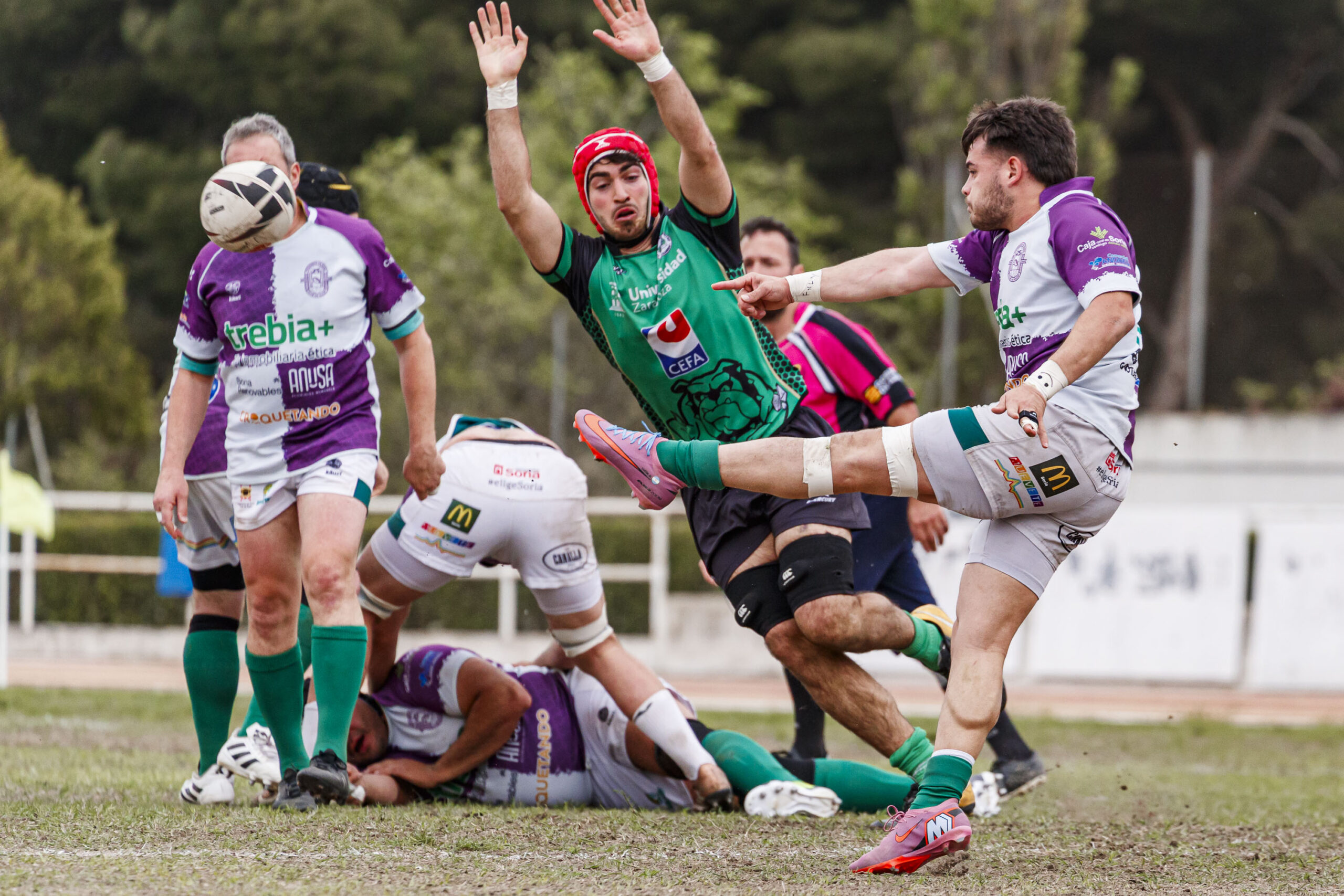 Partido correspondiente a las semifinales de la Liga Aragonesa de rugby masculino entre el CEFA Unizar e Ingenieros de Soria