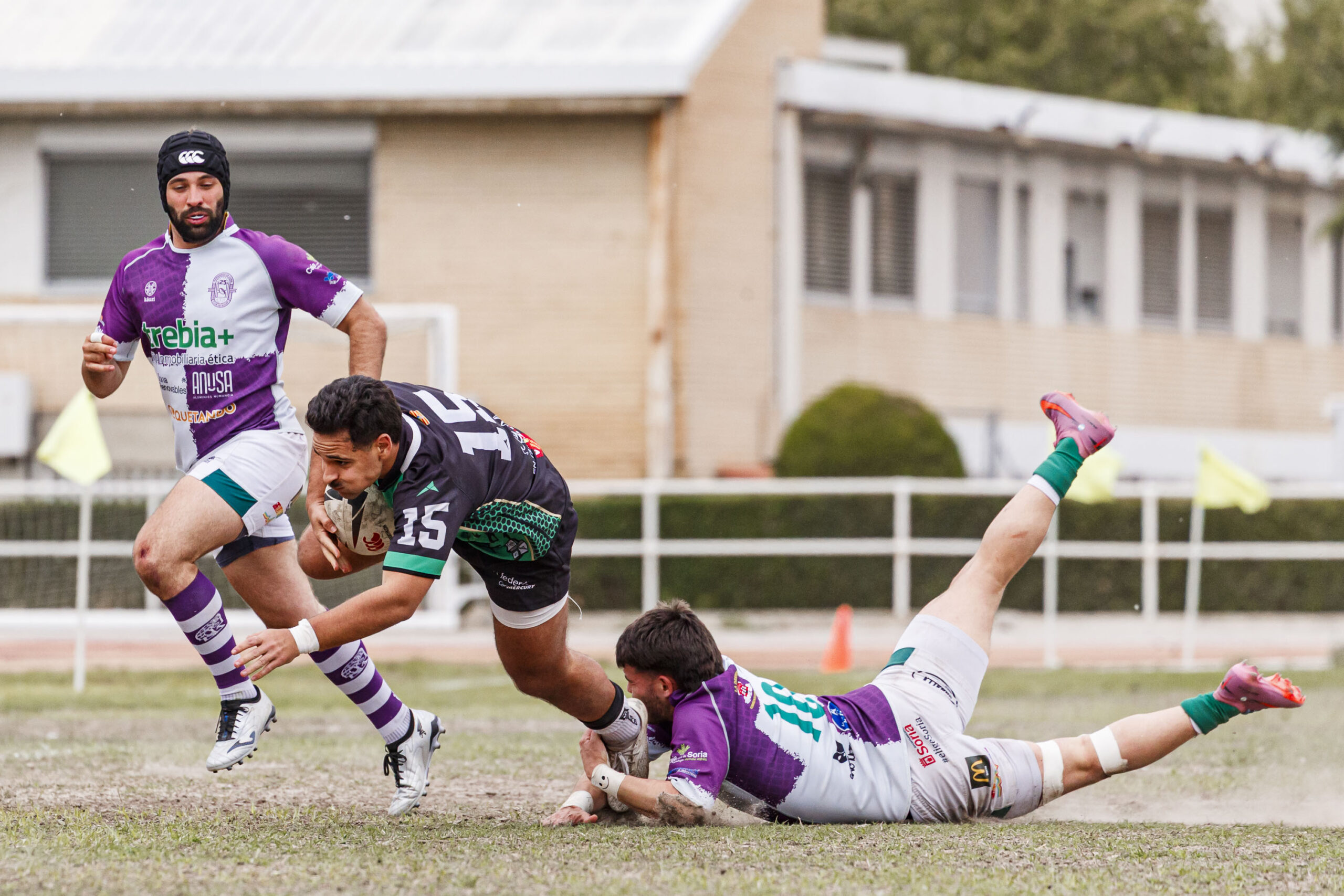 Partido correspondiente a las semifinales de la Liga Aragonesa de rugby masculino entre el CEFA Unizar e Ingenieros de Soria