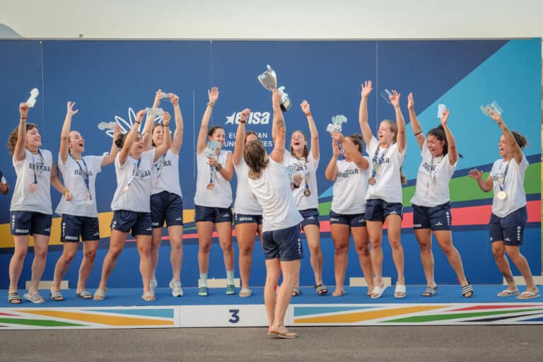 La Universidad de Zaragoza, bronce en el Europeo de rugby 7 femenino en Salerno 2026