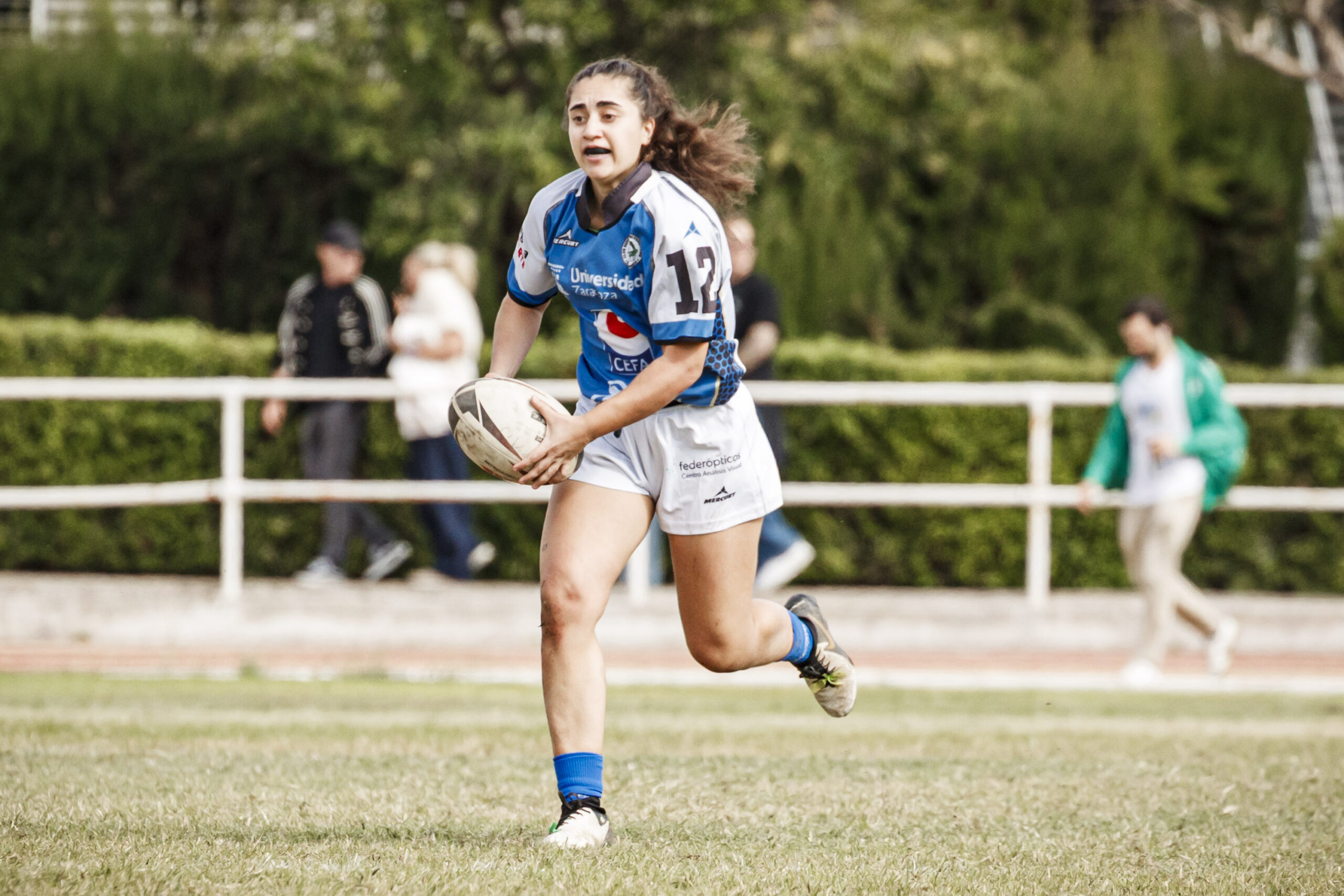 Partido de Liga Aragonesa de rugby femenino entre los equipos A y B del CEFA Uniera