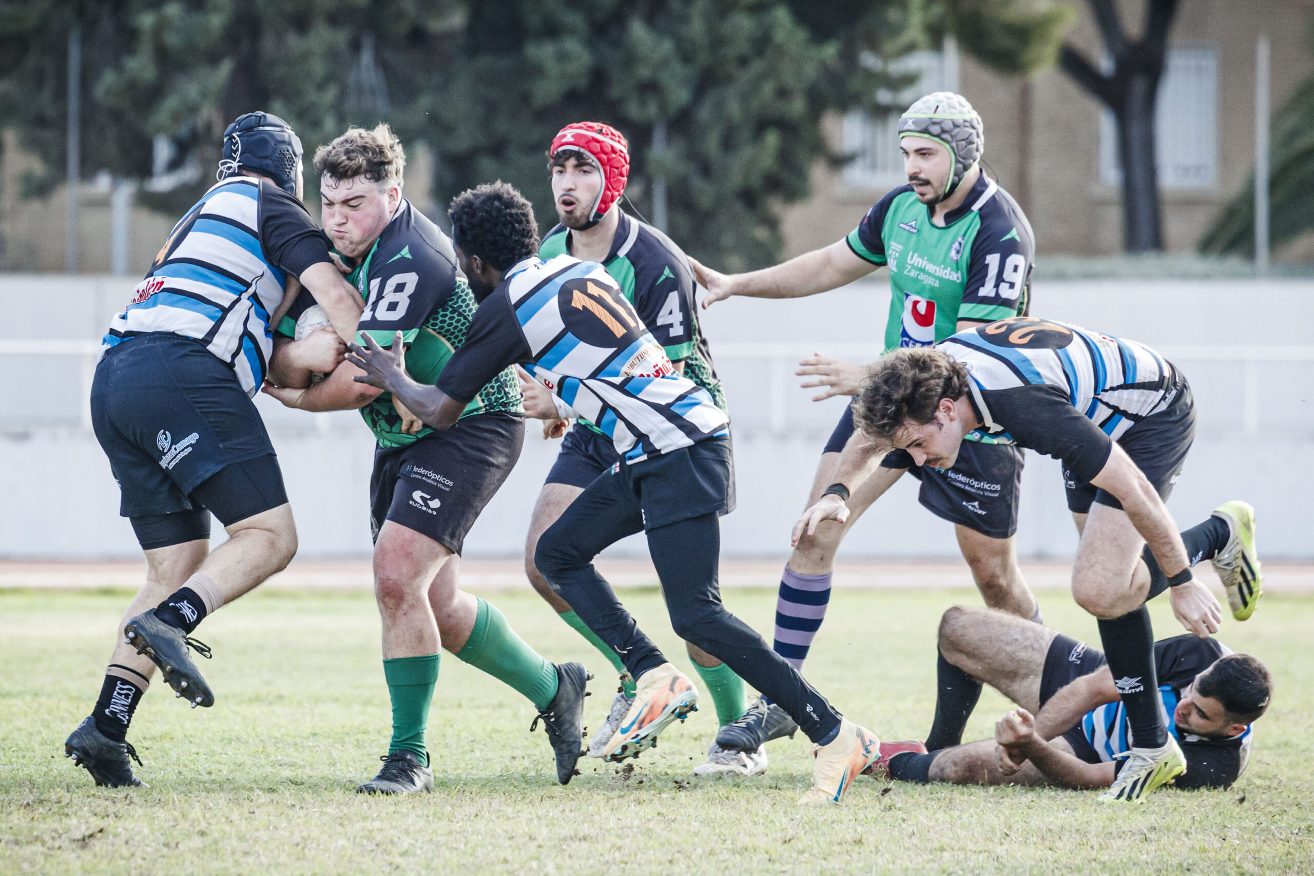 Partido de la jornada 1 de la Liga Aragonesa de rugby masculino entre el CEFA Unizar y Gigantes de Navarra/Funes